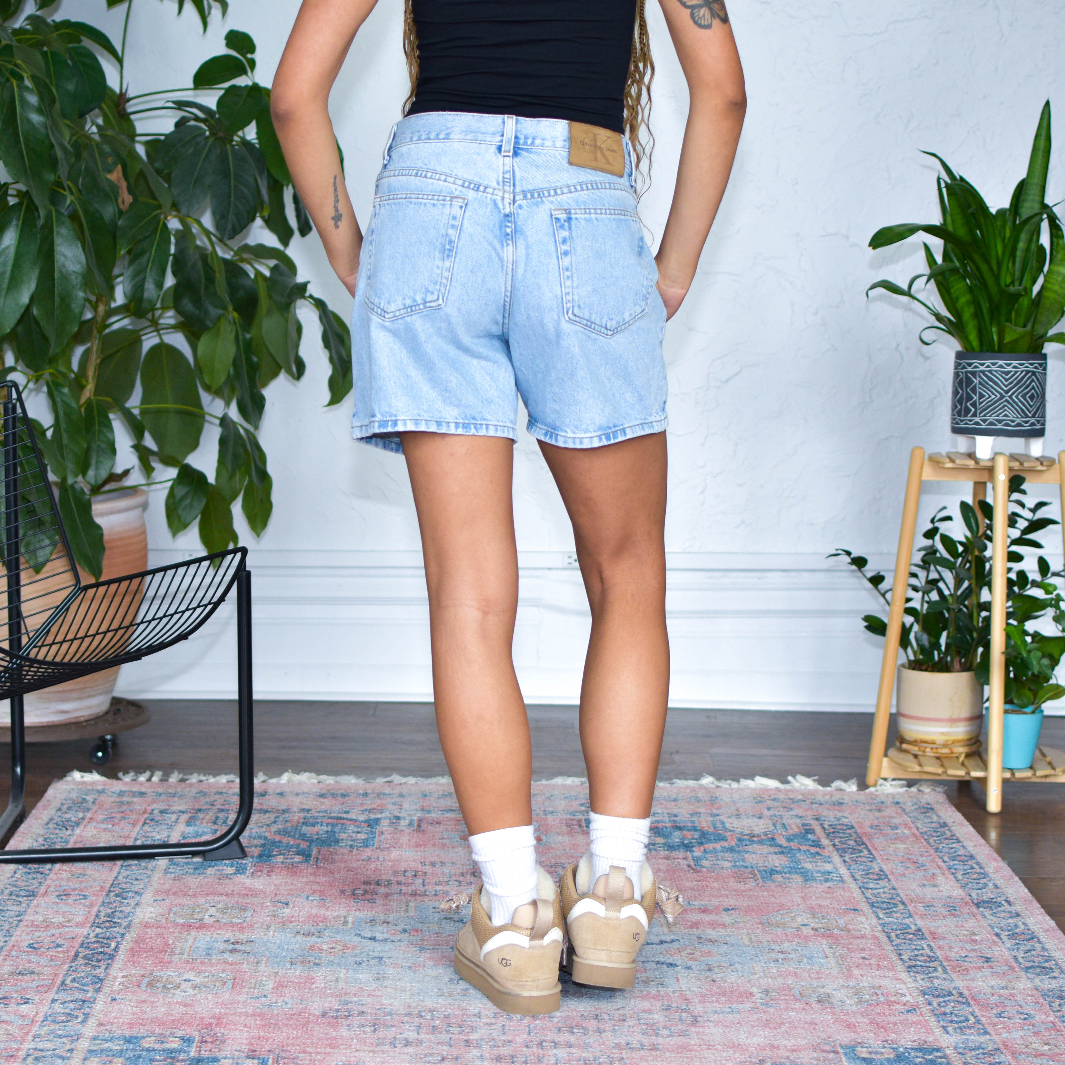 Vintage Femme Calvin Klein Jeans Light Wash Jean Shorts