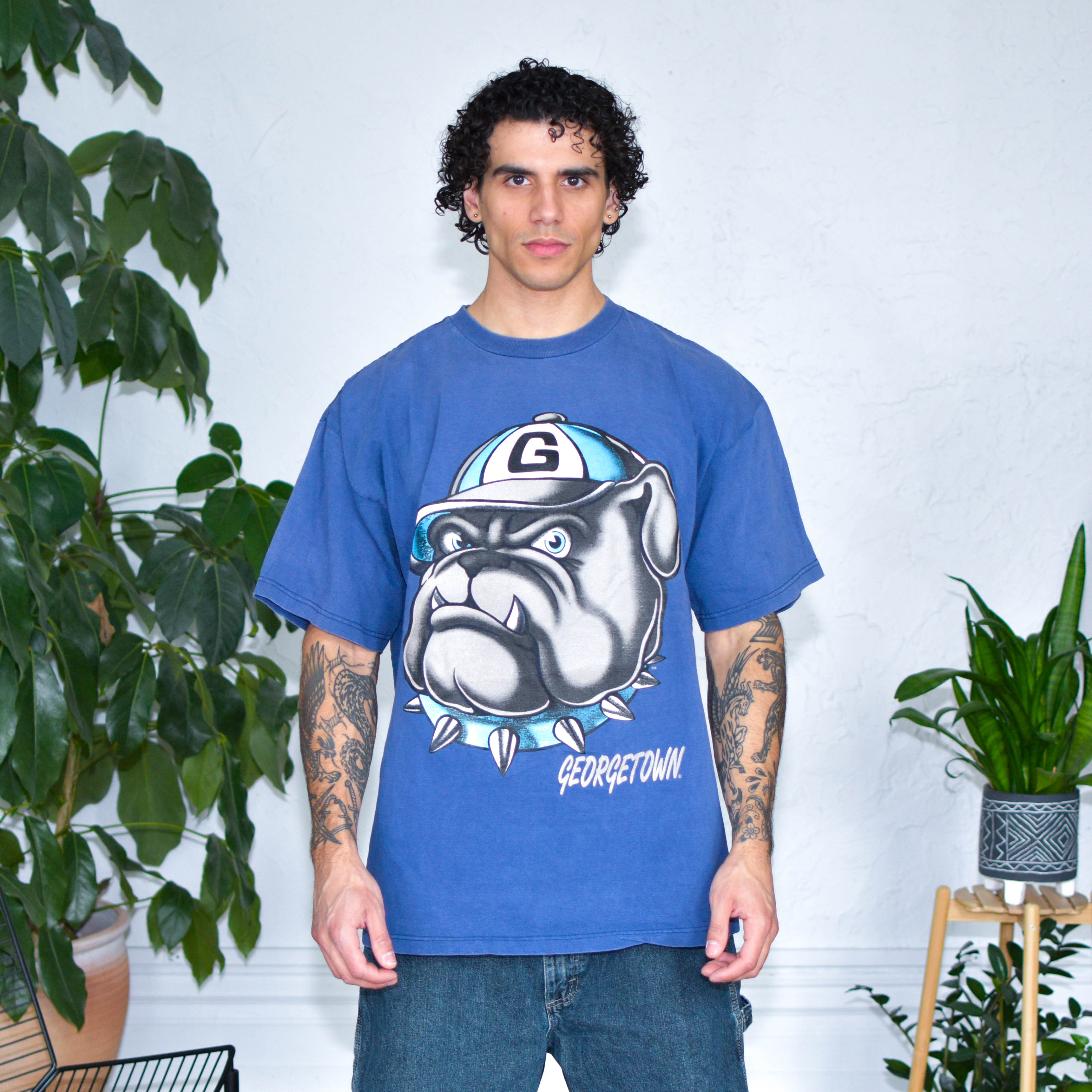 Vintage 90s Georgetown Hoyas Graphic T-Shirt