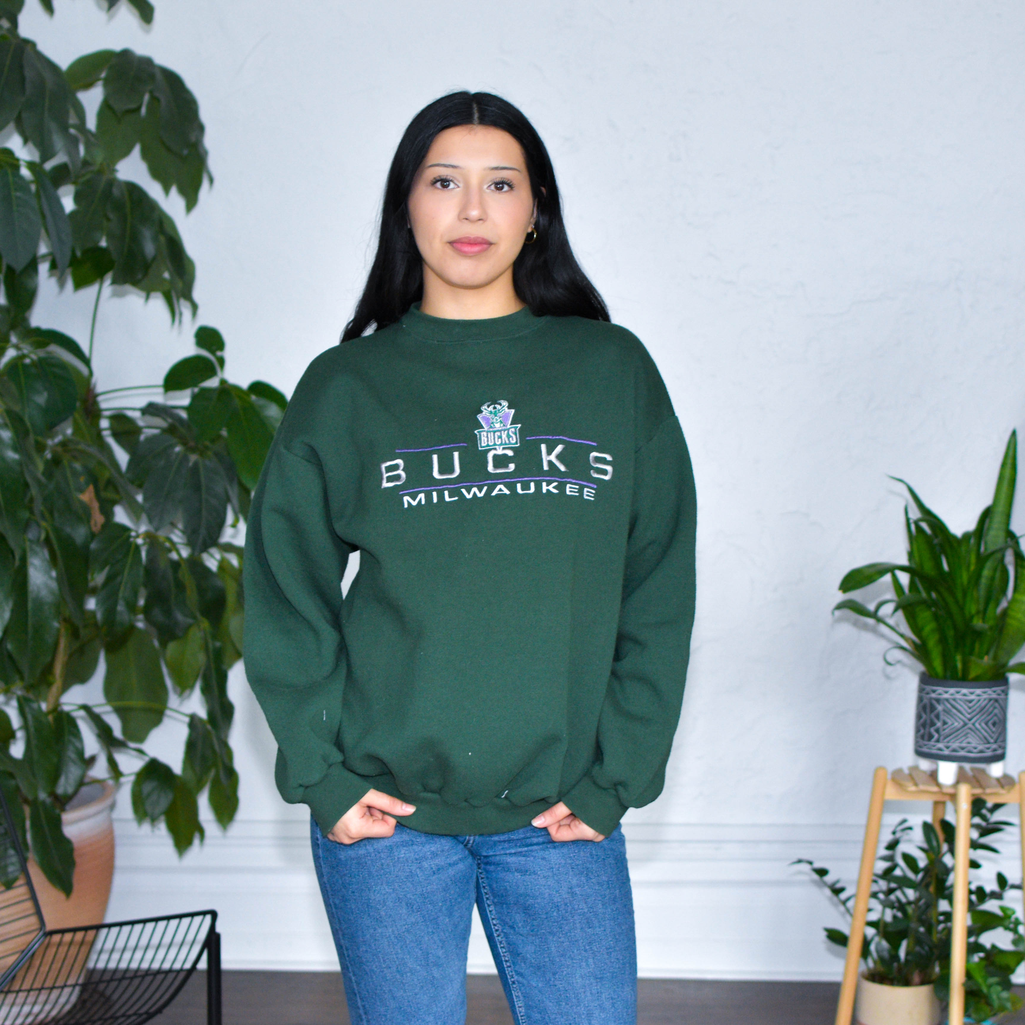 Vintage Milwaukee Bucks Green Sweatshirt