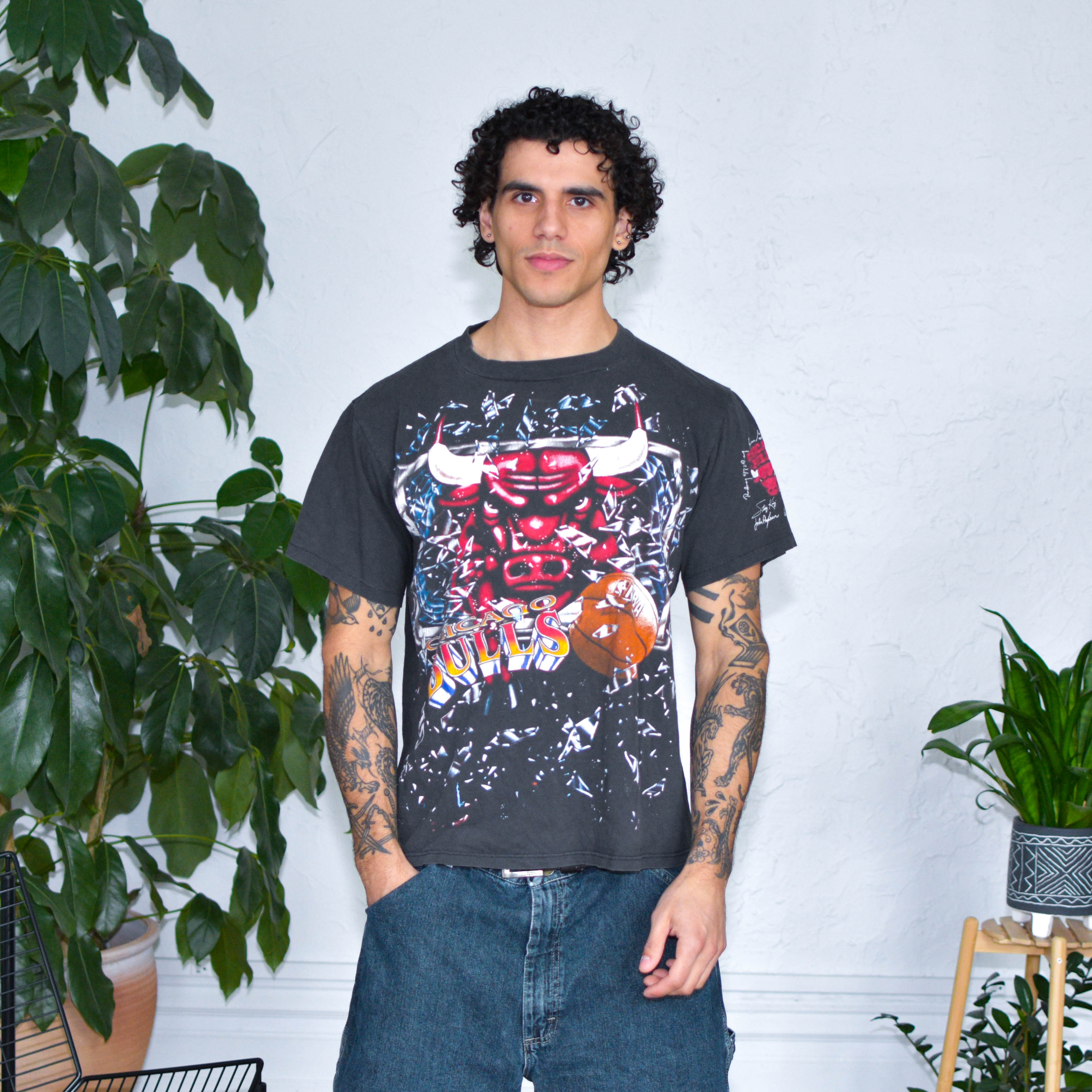 Vintage 90s Chicago Bulls &