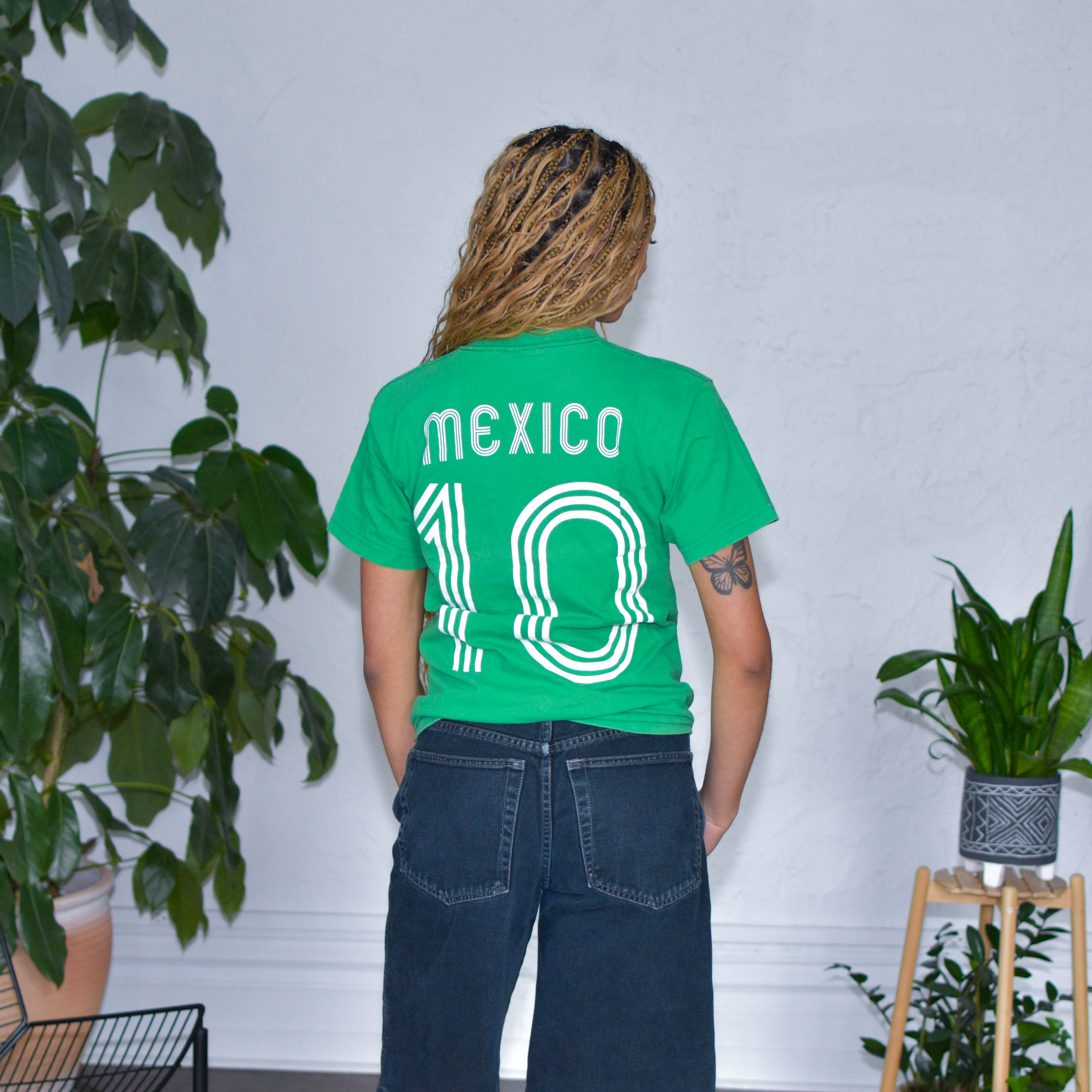 Vintage 2010 Mexico National Team Graphic T-Shirt