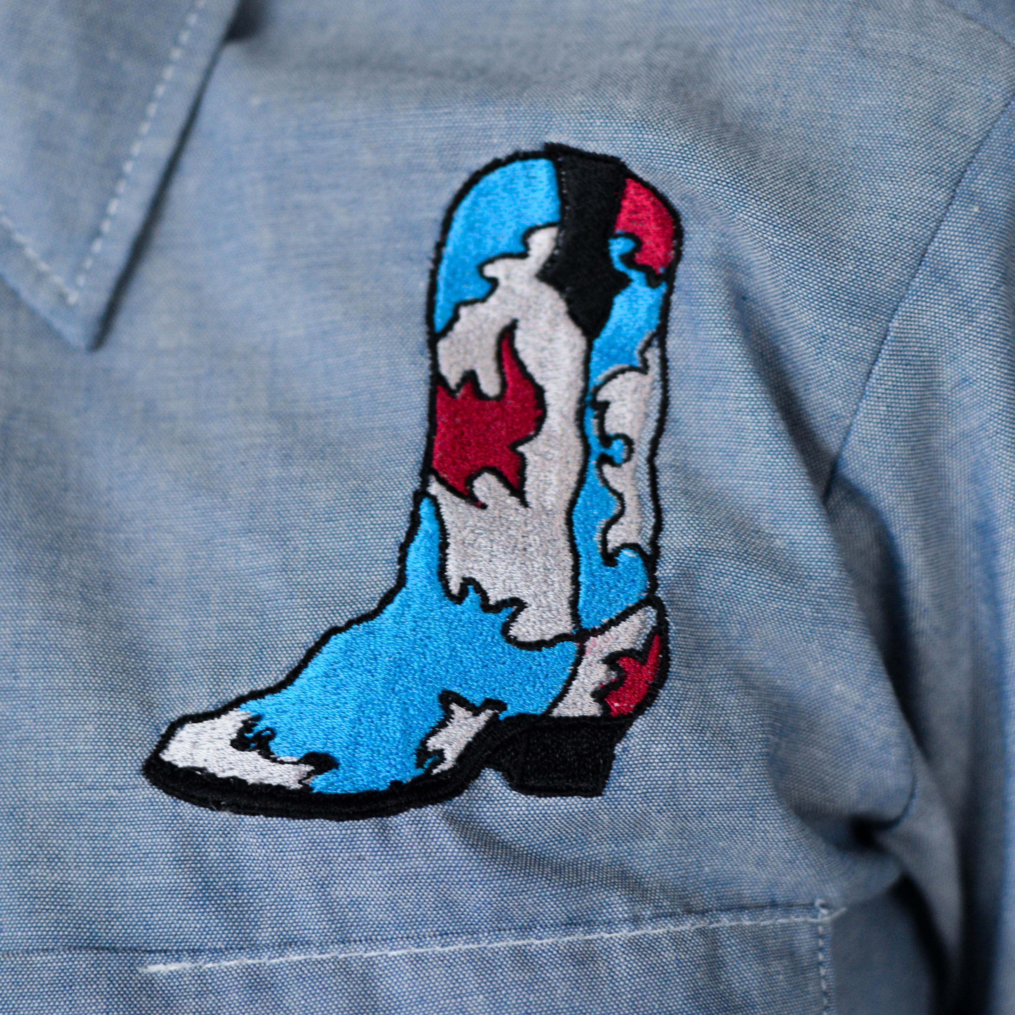 Vintage Embroidered Cowboy Button-Up Shirt