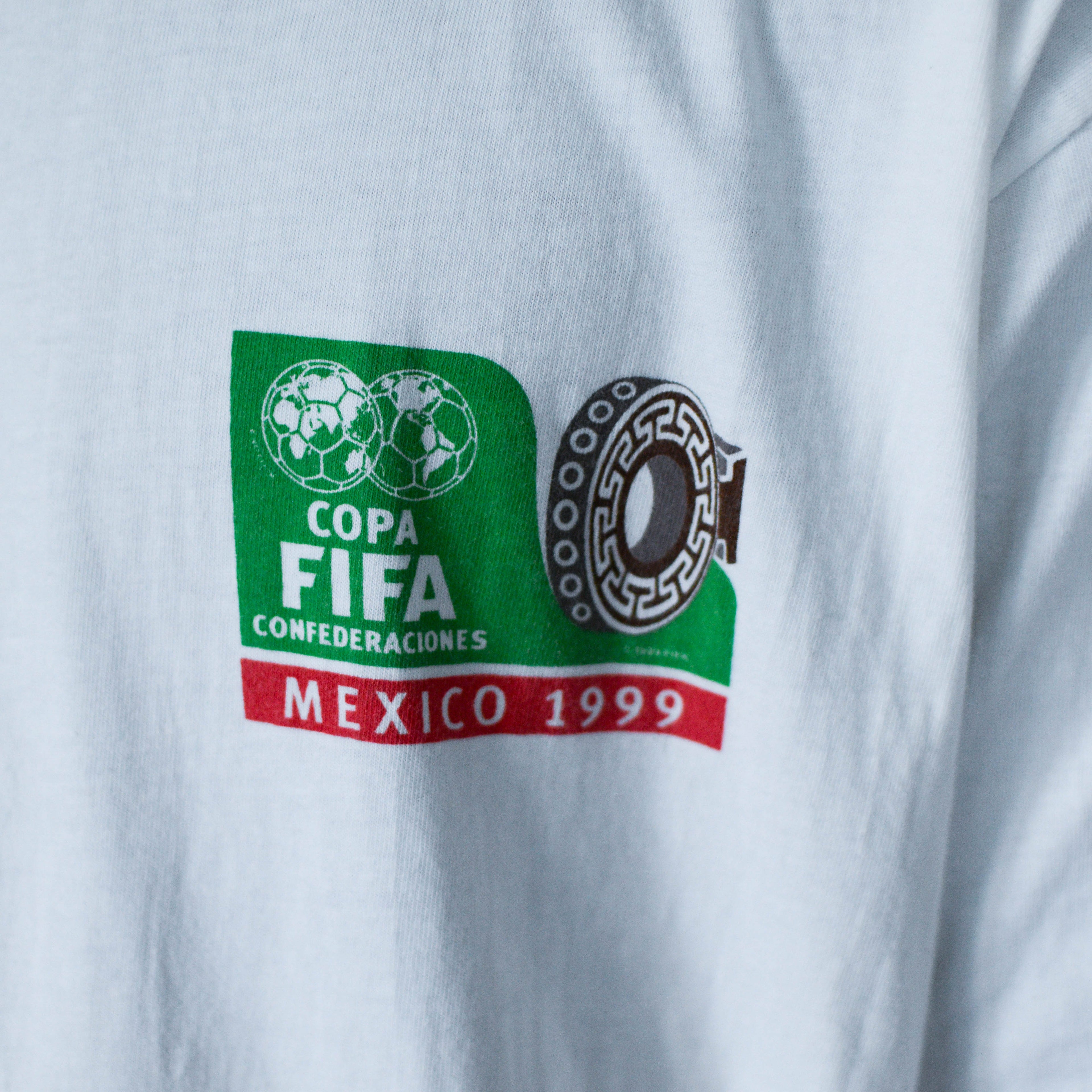 Vintage 1999 Mexico Confederations Cup Graphic T-Shirt