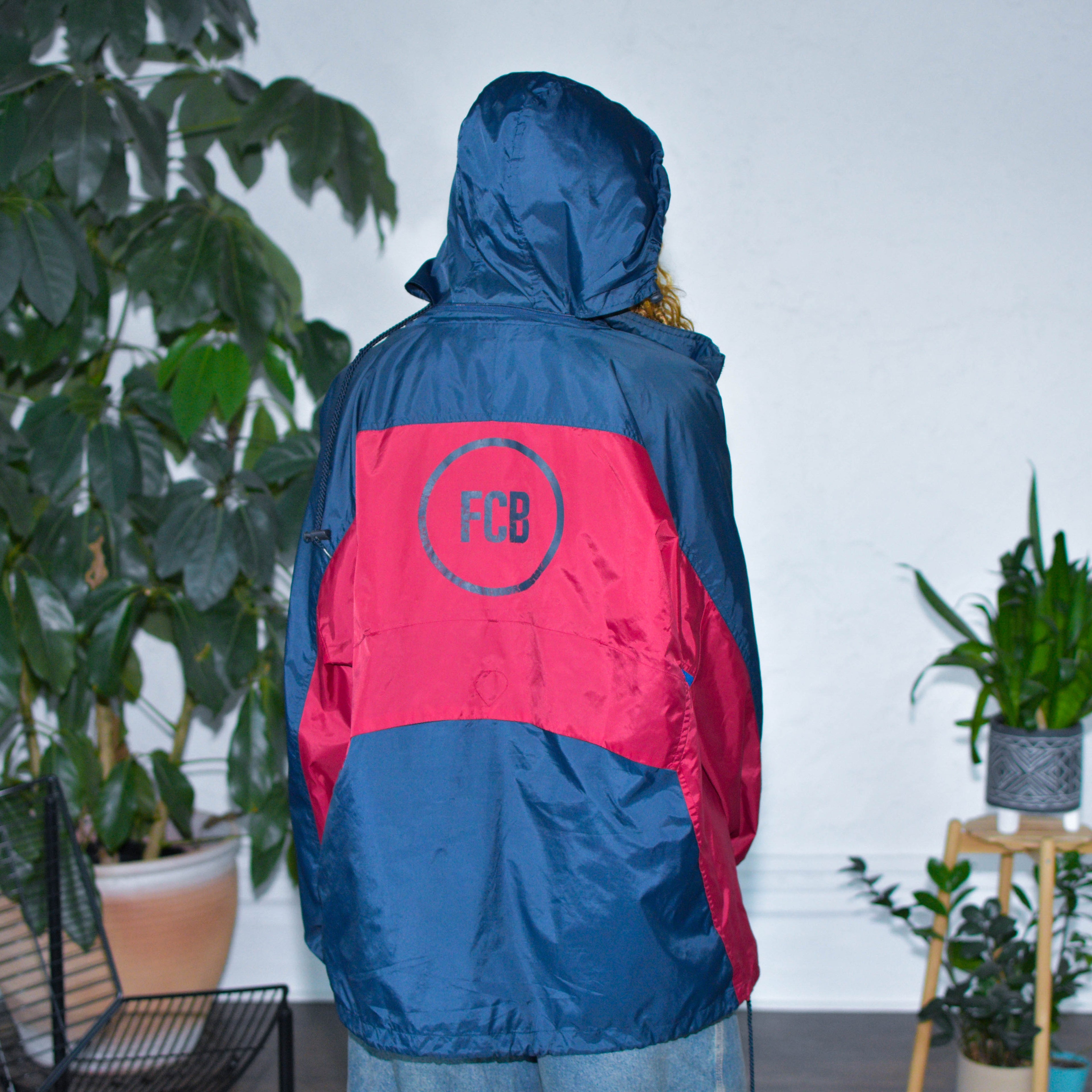 Vintage 2001 Barcelona FC x Nike Windbreaker