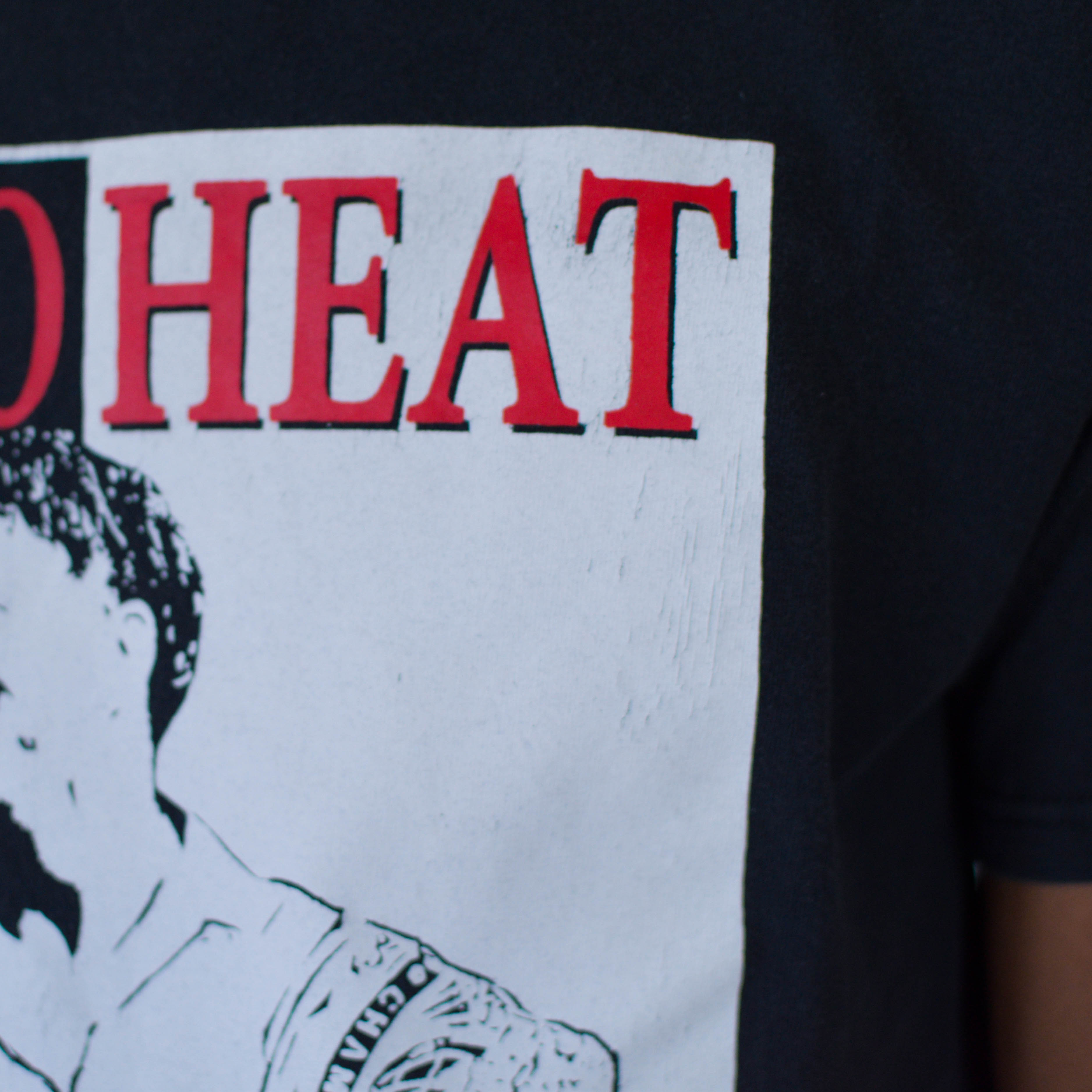 Vintage 2004 Eddie Guerrero "Addicted to the Heat" Graphic T-Shirt