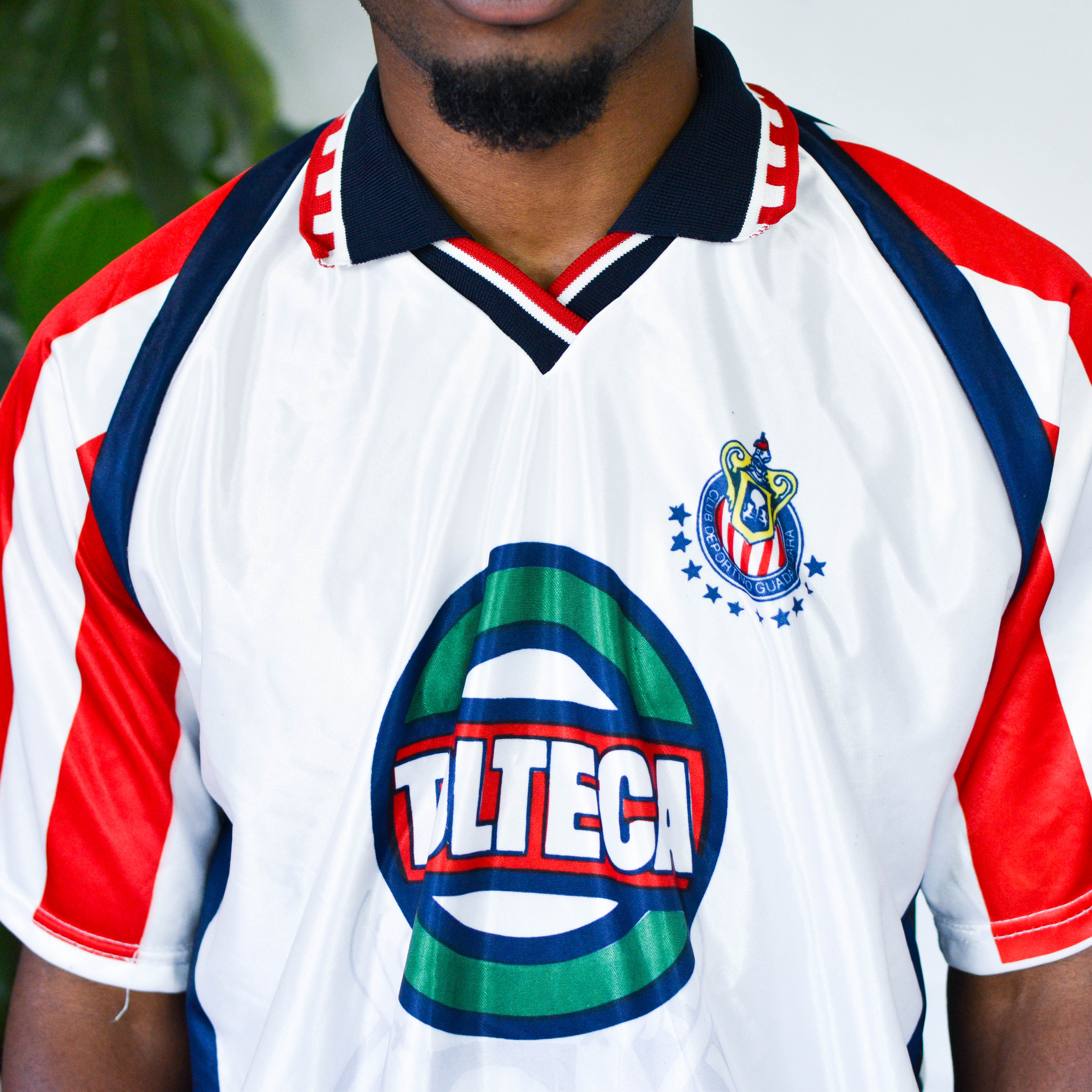 Vintage 2000 Chivas de Guadalajara Replica White Jersey