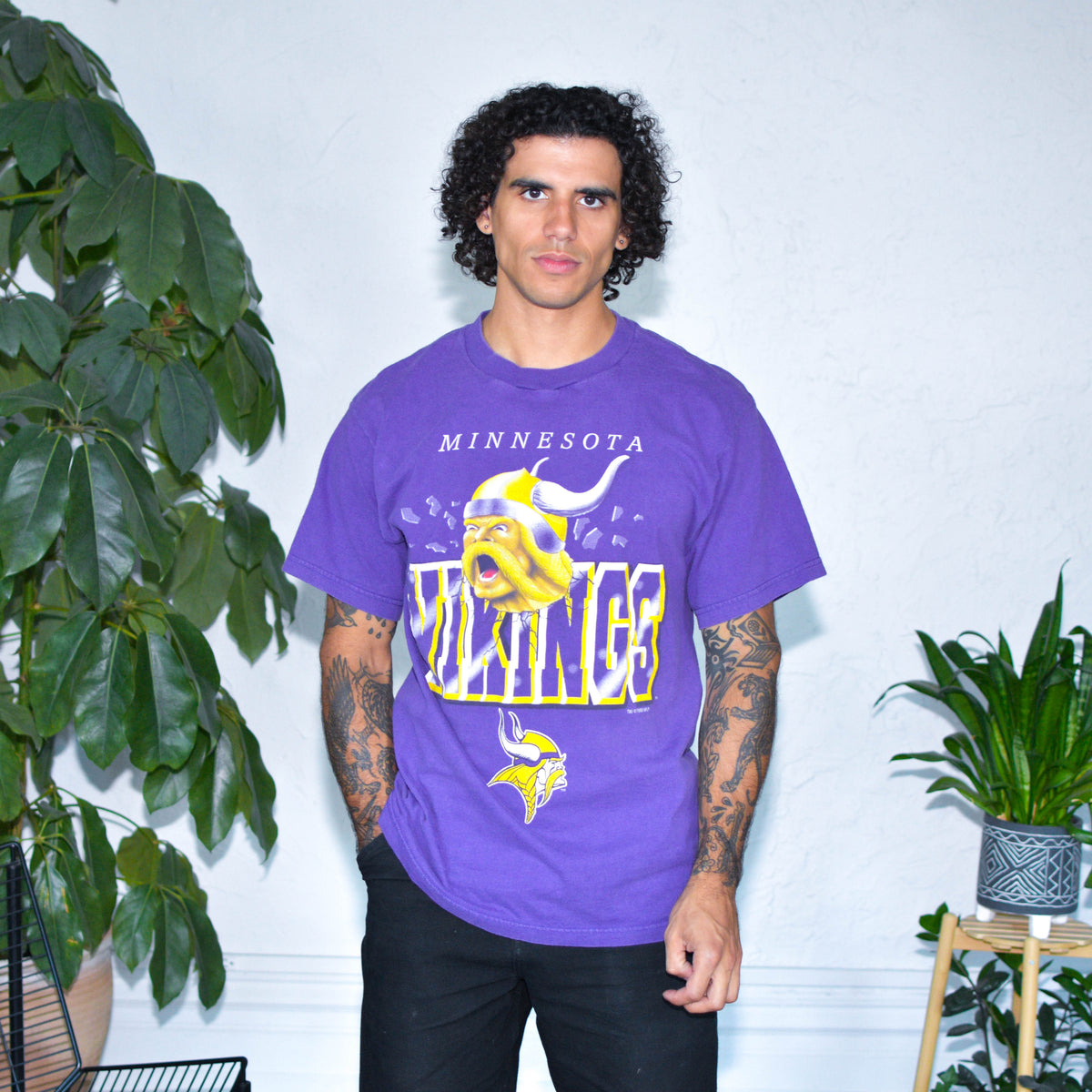 Vintage 1995 Minnesota Vikings 3D Viking Graphic T-Shirt