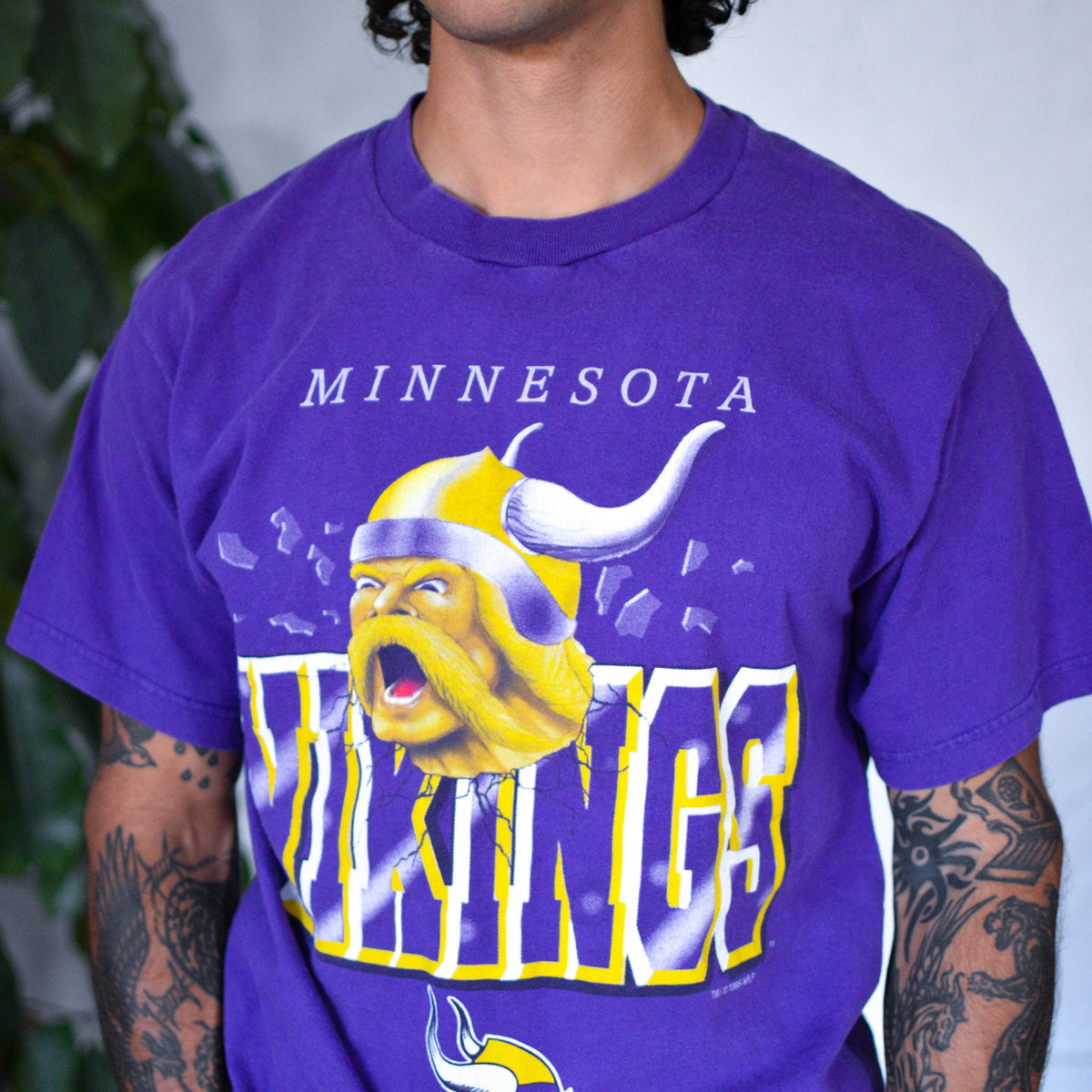Vintage 1995 Minnesota Vikings 3D Viking Graphic T-Shirt