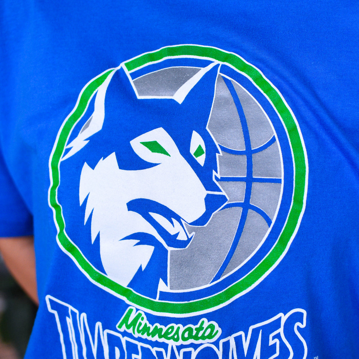 Vintage 90s Blue Minnesota Timberwolves Logo T-Shirt