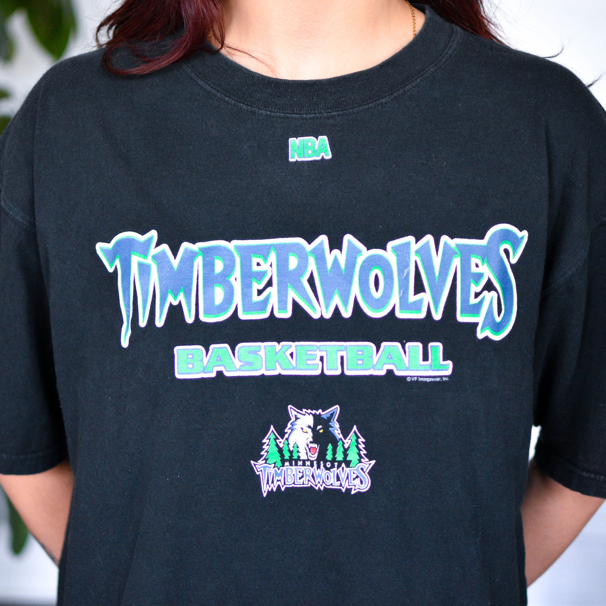 Vintage Minnesota Timberwolves Black Logo T-Shirt