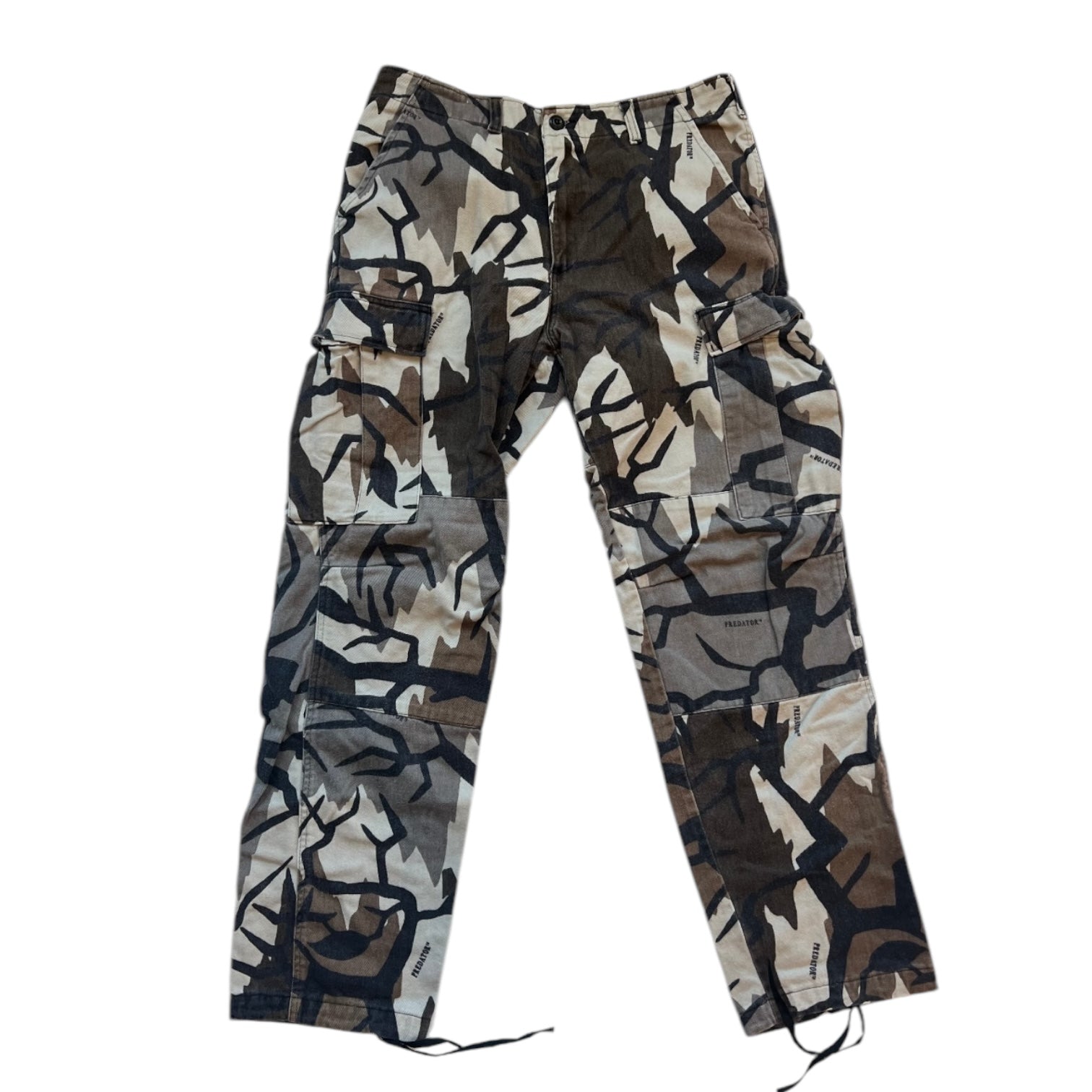 Vintage Cabelas Predator Camo Cargo Style Pants