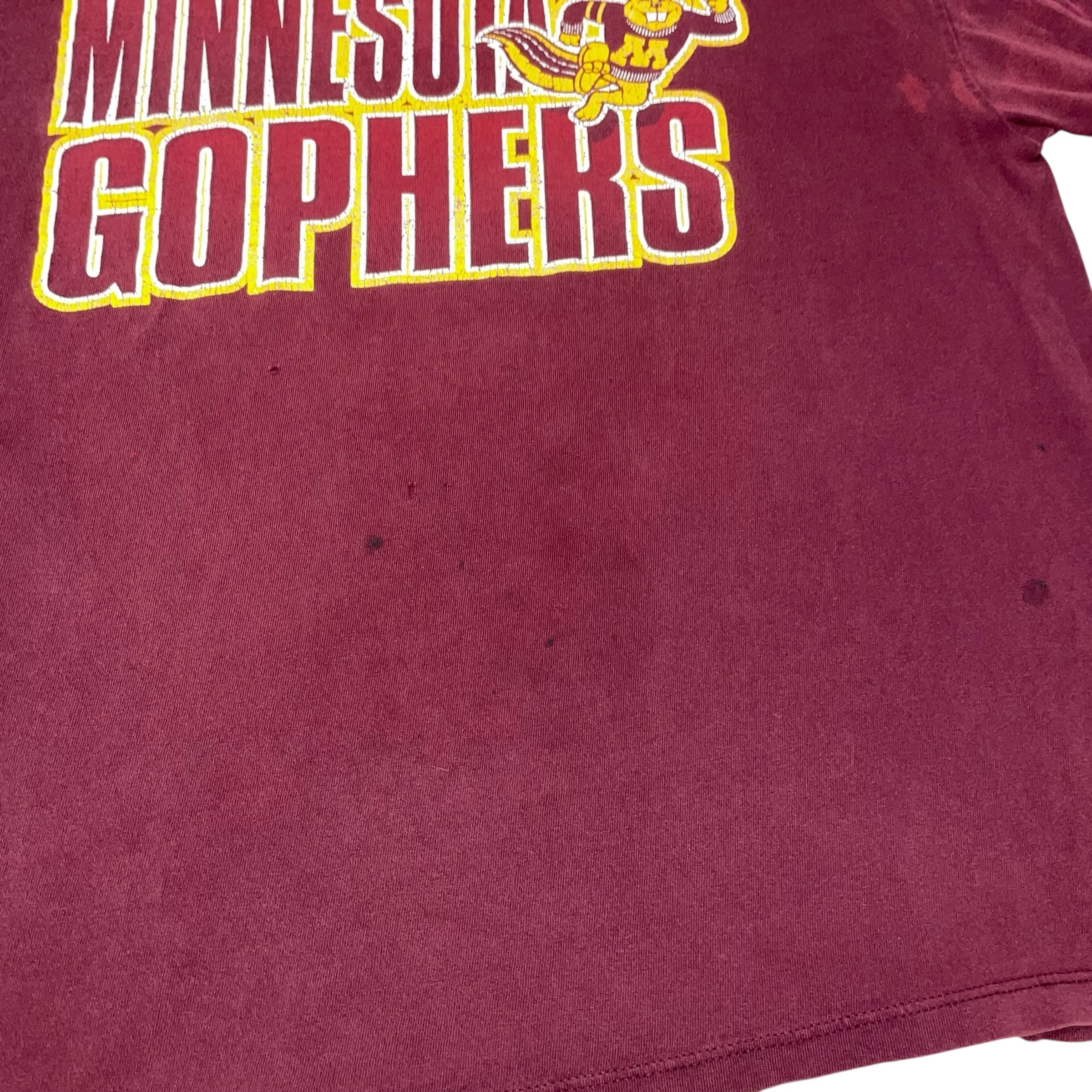 Vintage University of Minnesota Gophers Distressed Maroon Graph T-Shirt