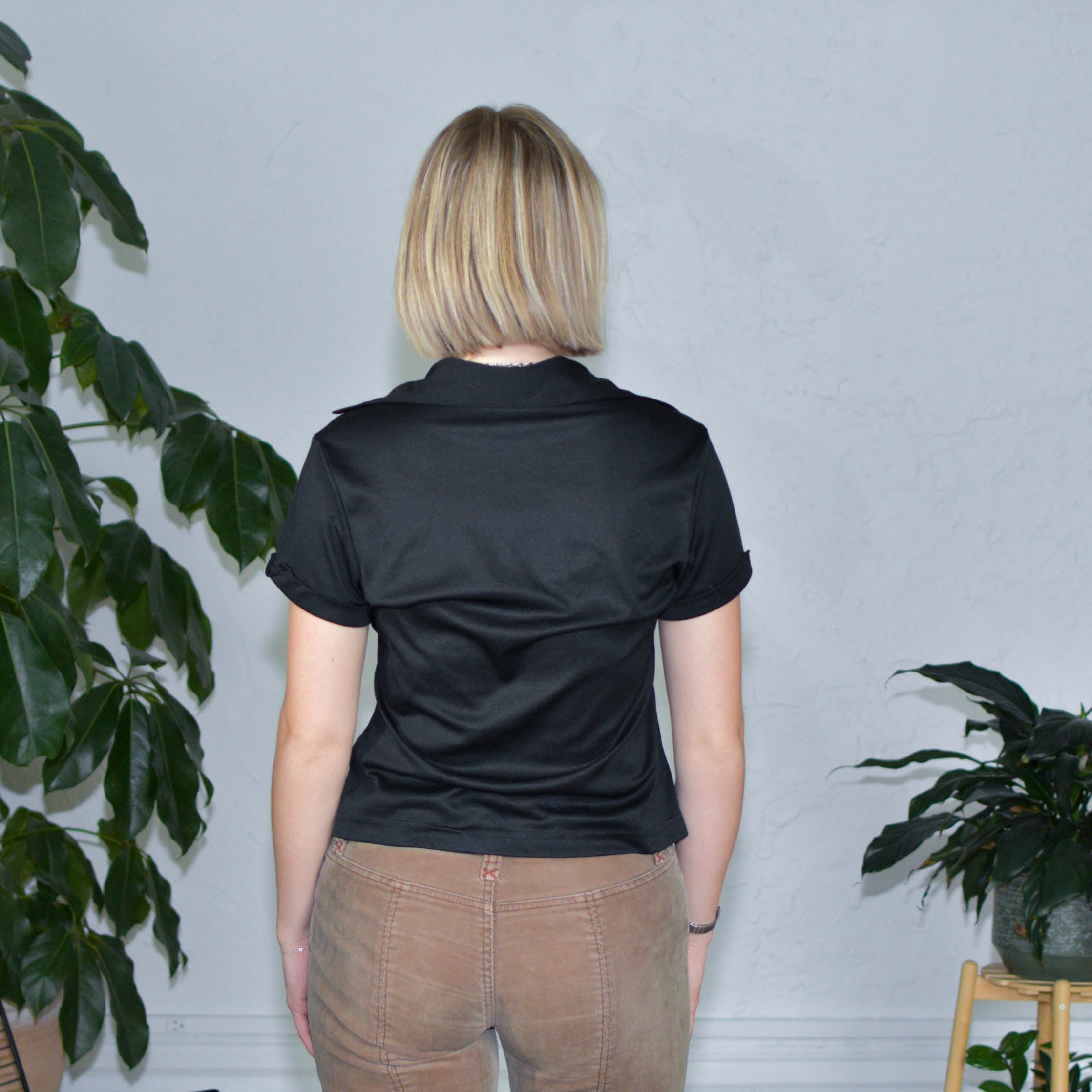 Vintage Black Collard Button Up Short Sleeve Top