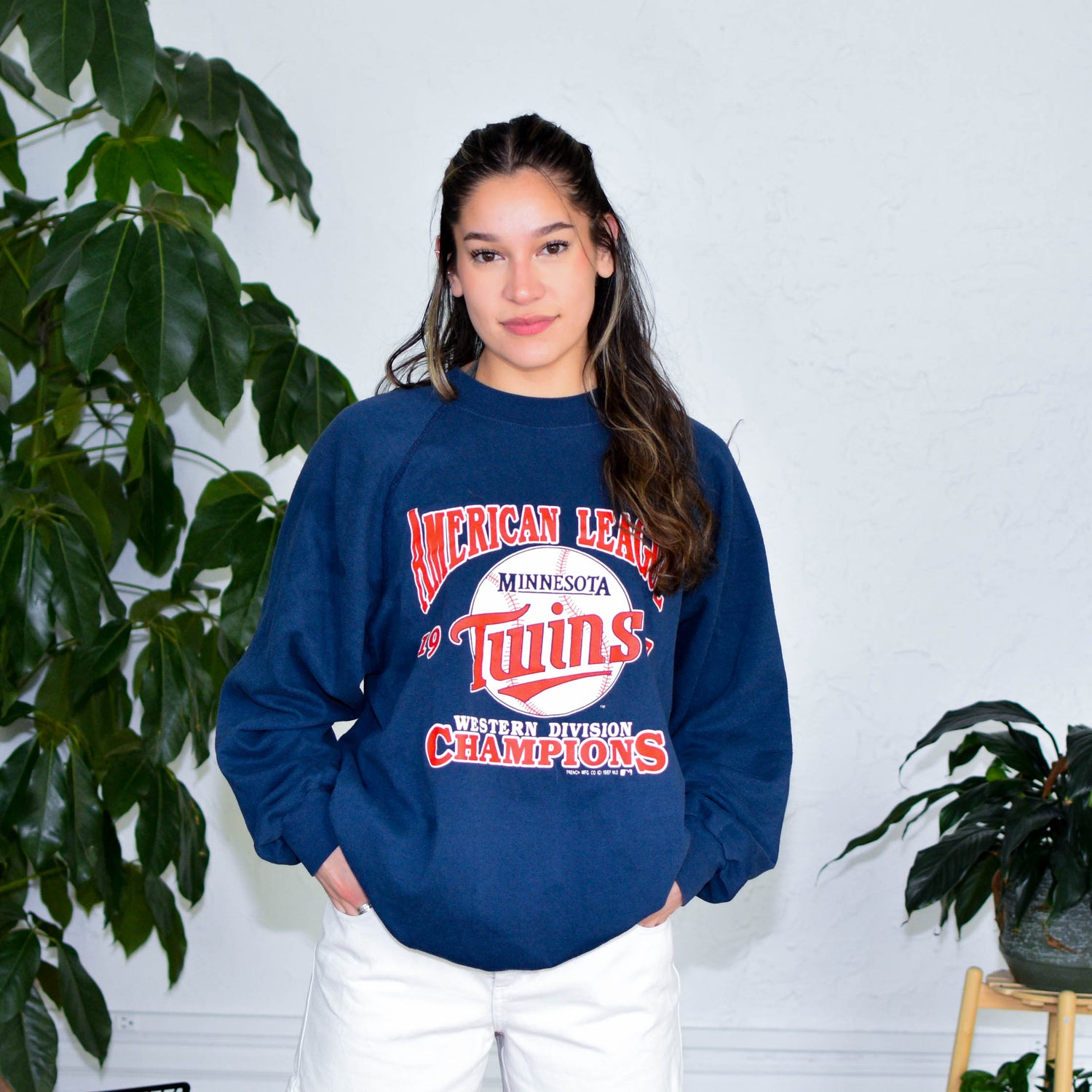 1987 Minnesota Twins American League Western Division Champions Logo Crewneck