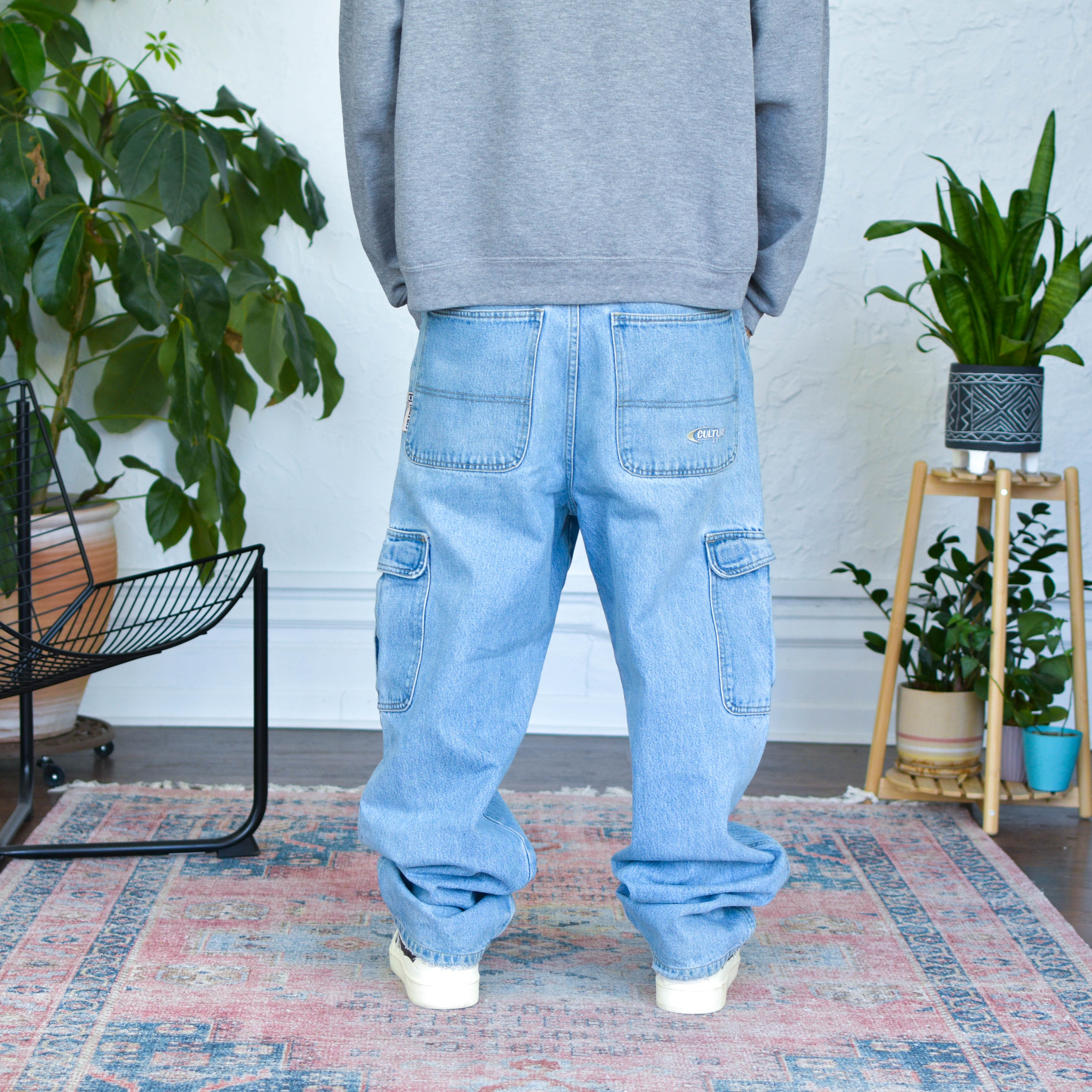 Vintage Y2K Light Wash Culture Jeans Cargo Jeans