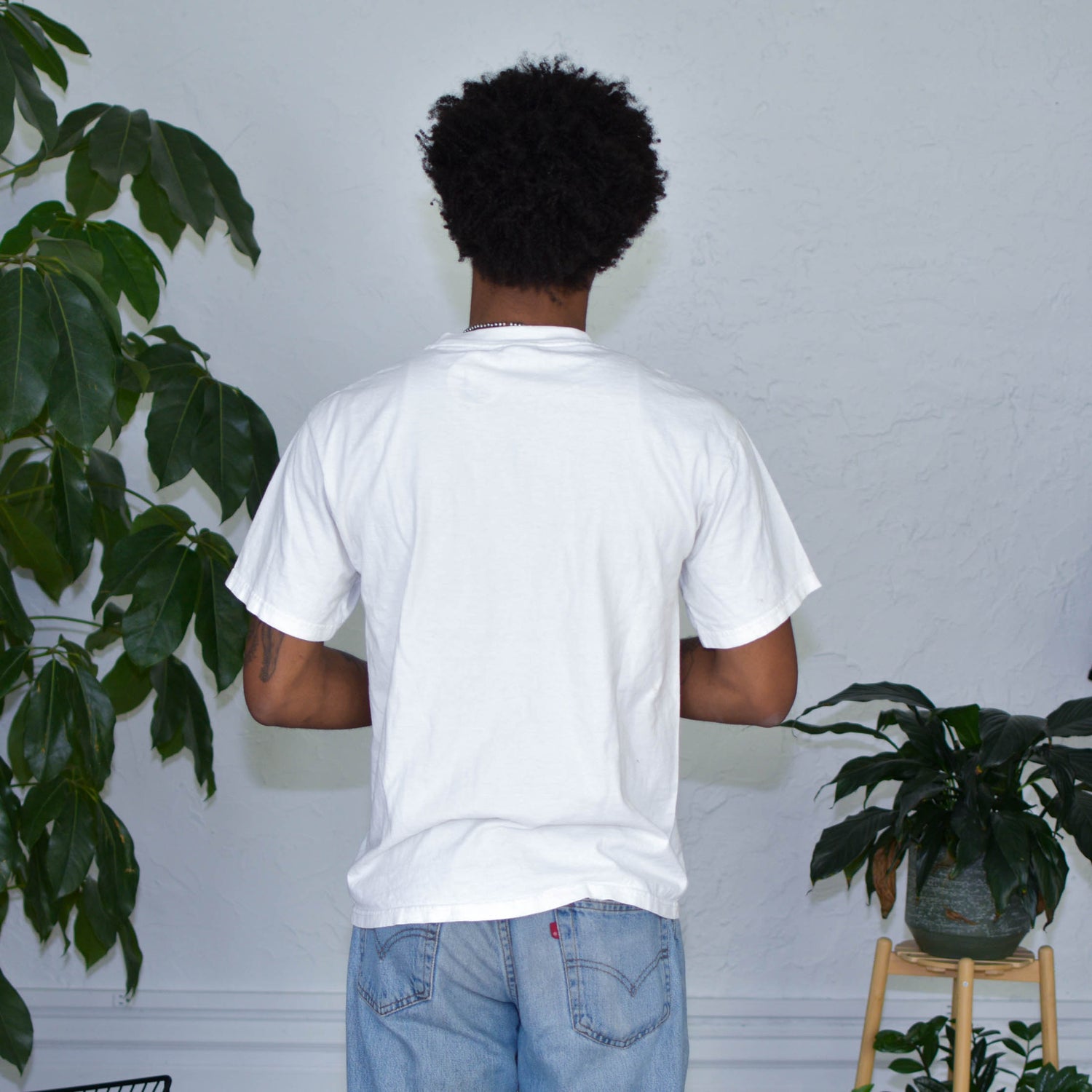 Vintage Minnesota Timberwolves Logo White T-Shirt