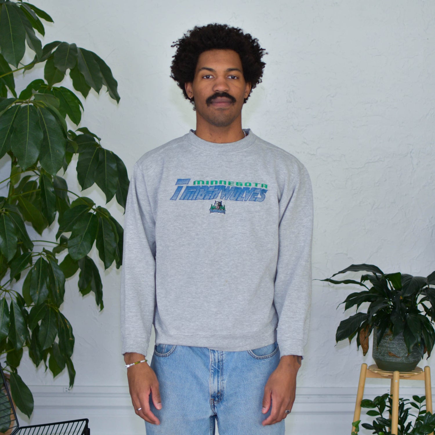 Vintage Minnesota Timberwolves Embroidered Logo Crewneck