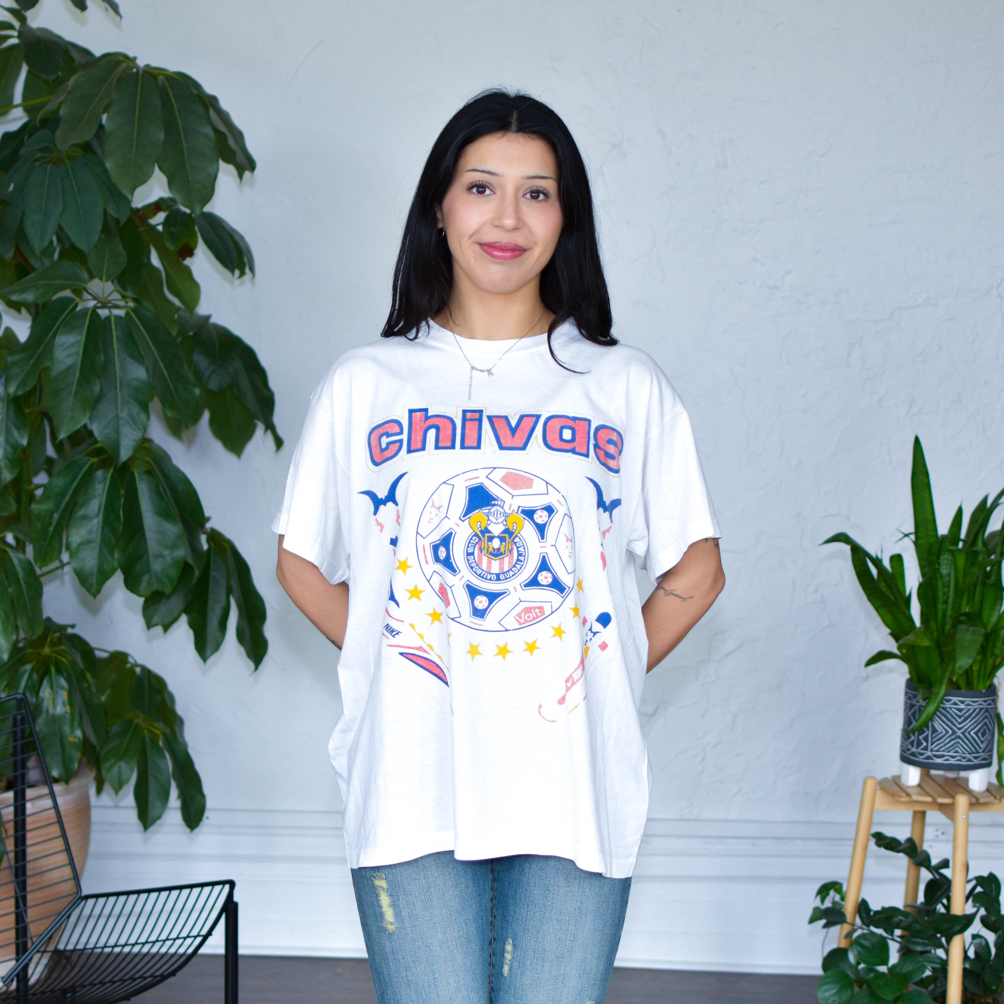 Vintage 90s Chivas de Guadalajara Graphic T-Shirt