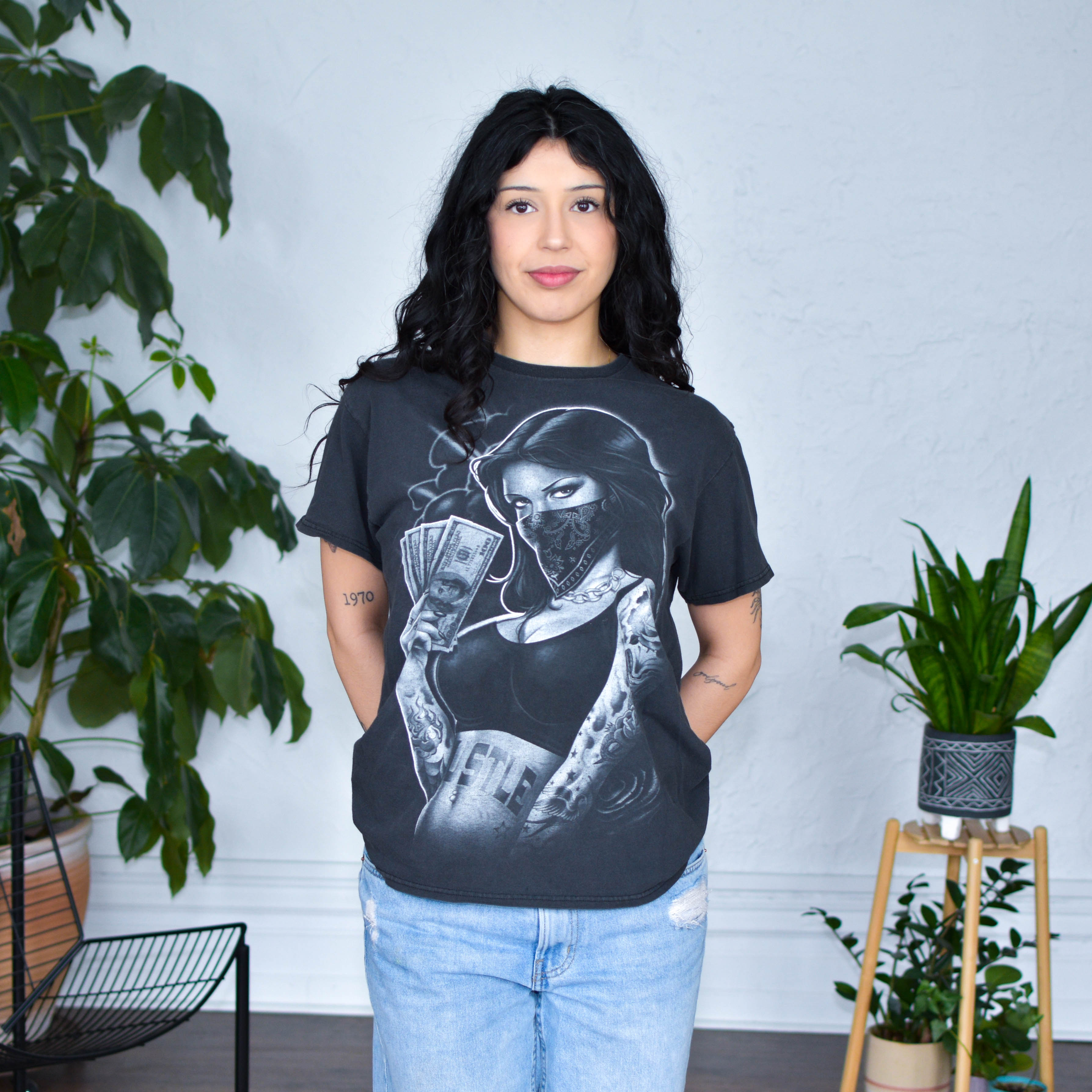 Y2K Chicano Sexy Hustler Graphic T-Shirt