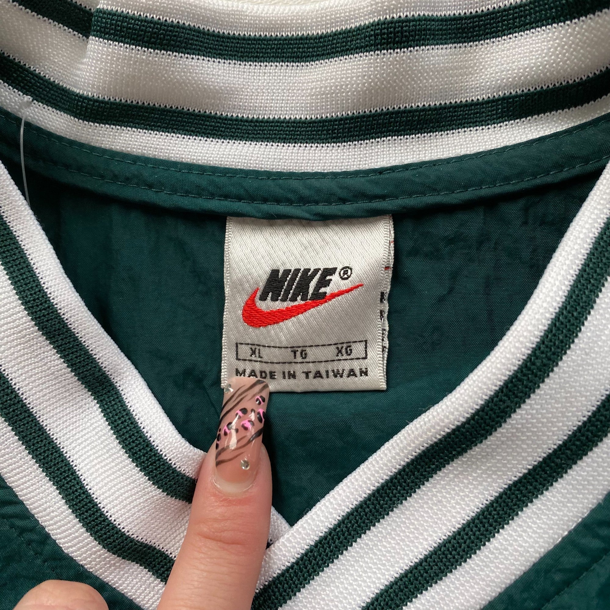 Vintage Nike Green Pull Over Windbreaker