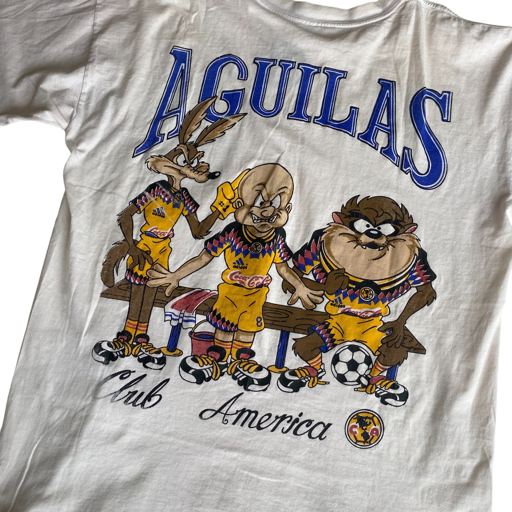 Vintage 90s Club America Looney Tunes (Taz) Graphic T-Shirt