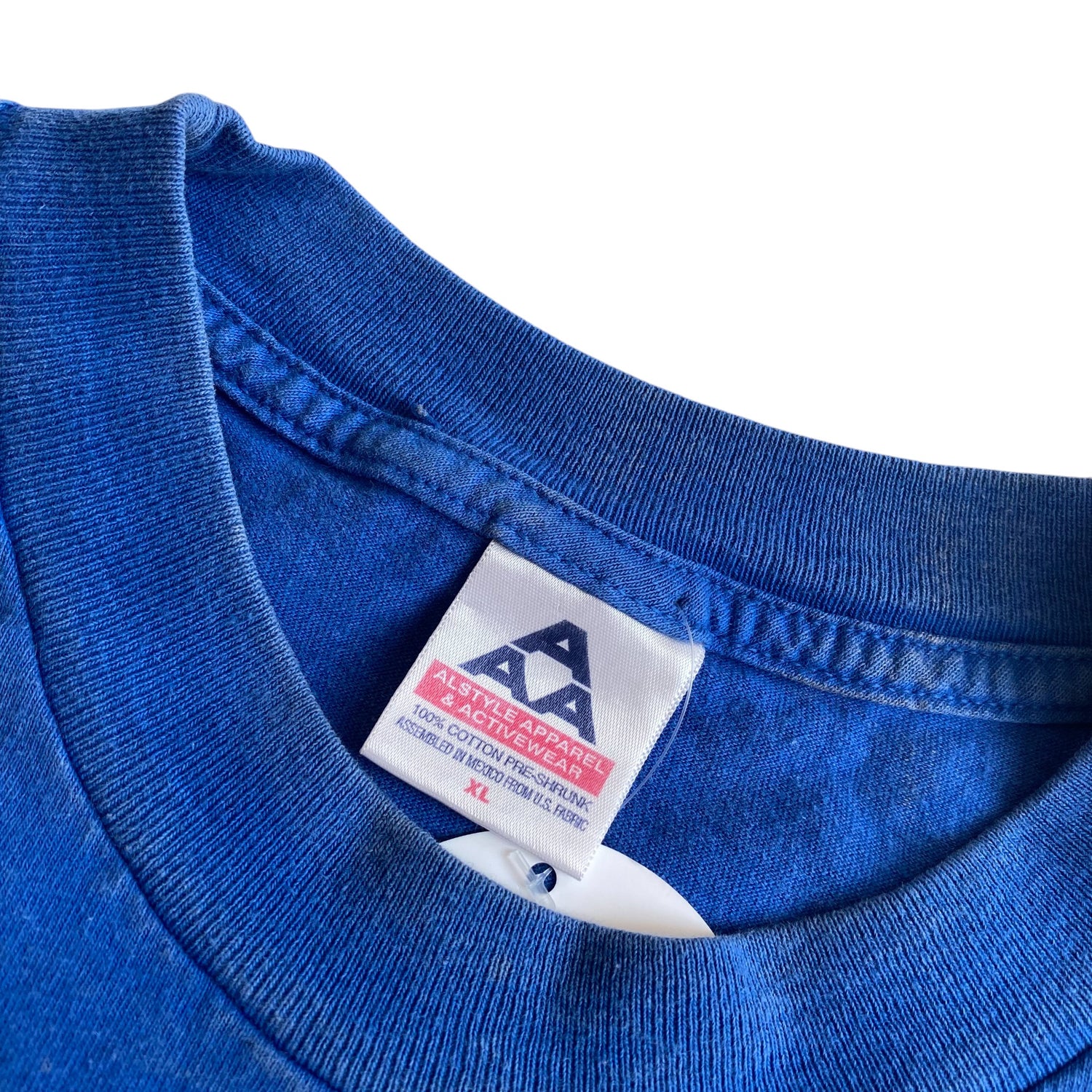Vintage 1998 Mana &
