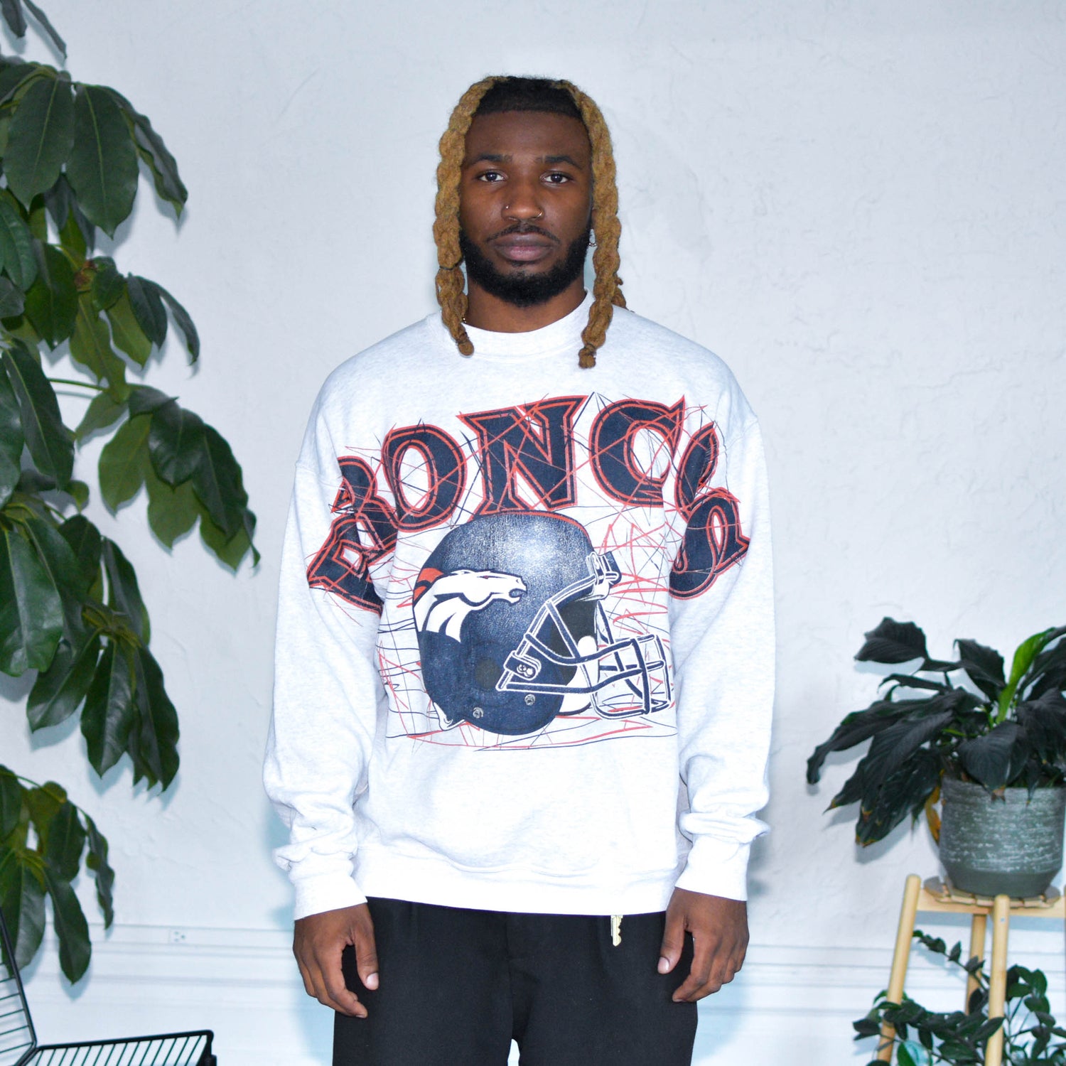 Vintage Denver Broncos Gray Spell-Out Crewneck