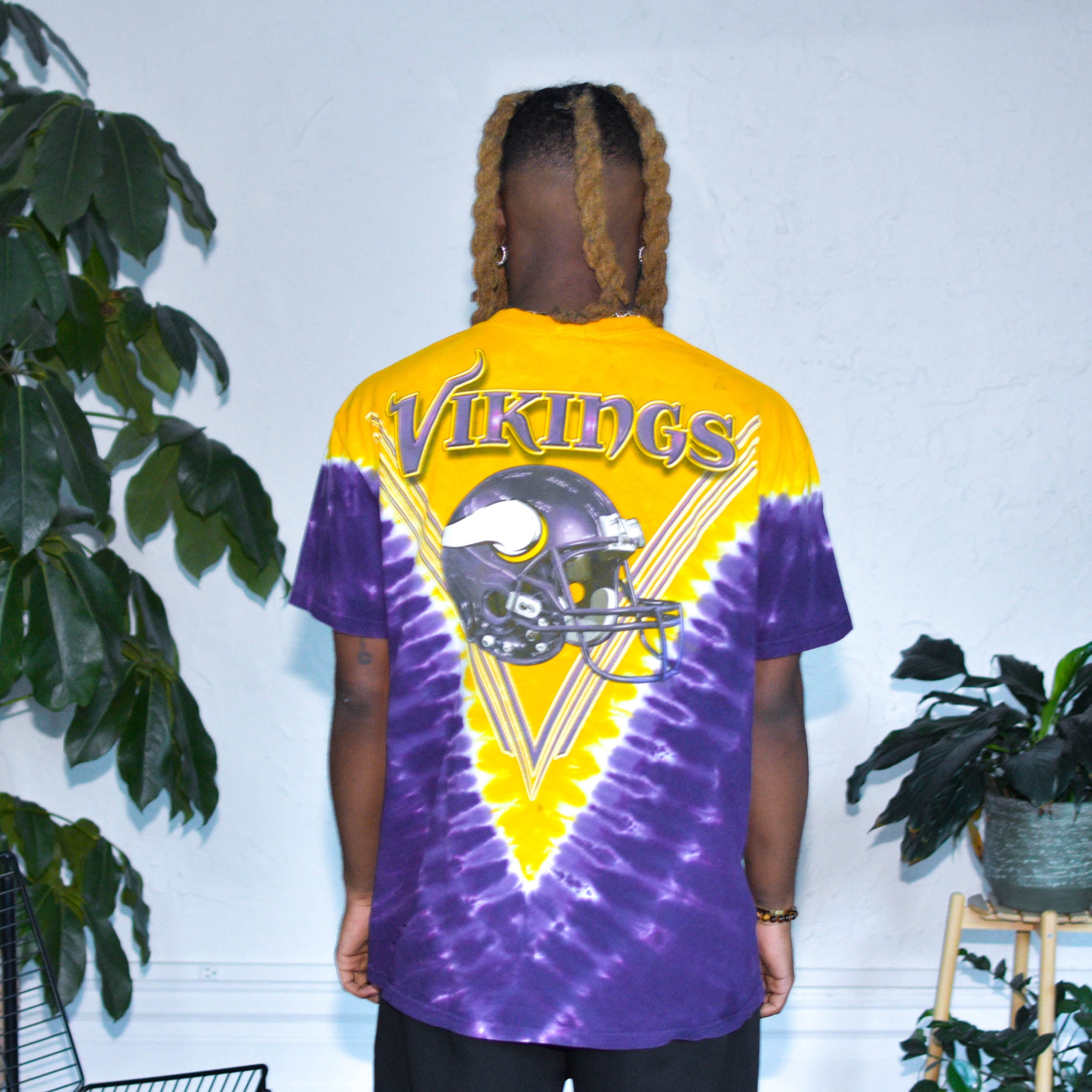 Vintage Minnesota Vikings Tie Dye Logo T-Shirt