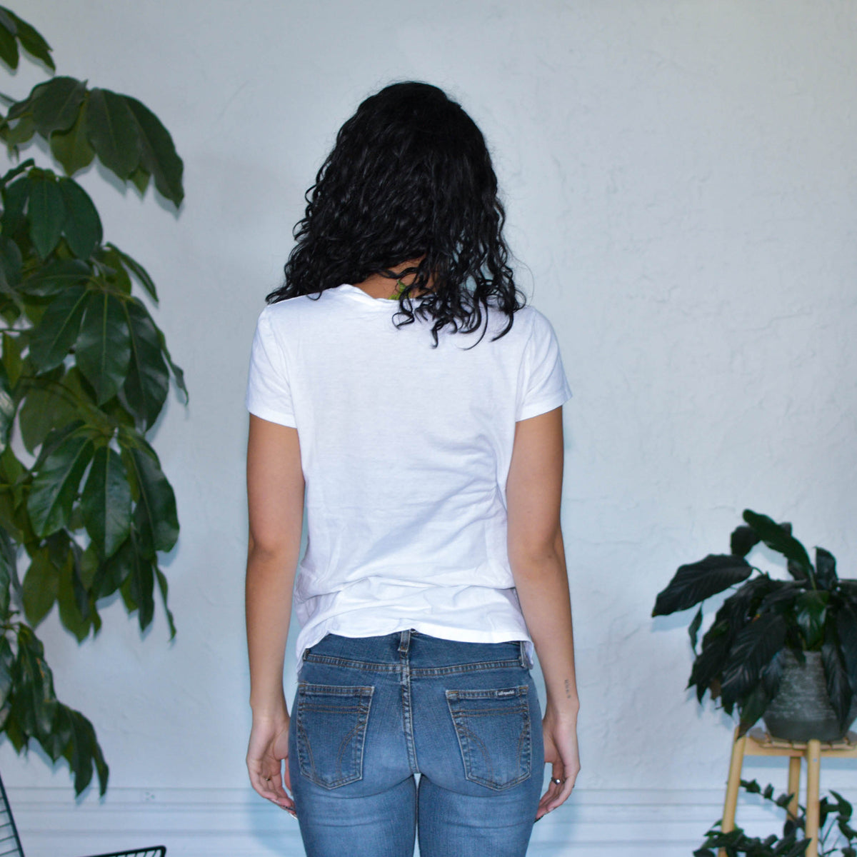 Vintage Y2K Hollister Co. Femme Graphic T-Shirt (White)
