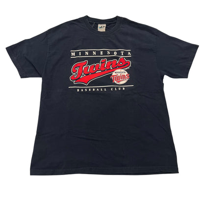 Vintage 2004 Minnesota Twins Graphic T-Shirt