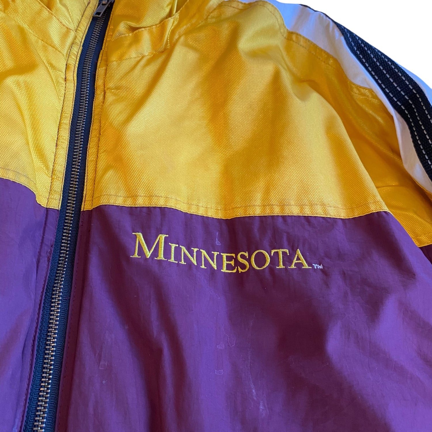 Vintage Minnesota Gophers Starter Puffer Jacket