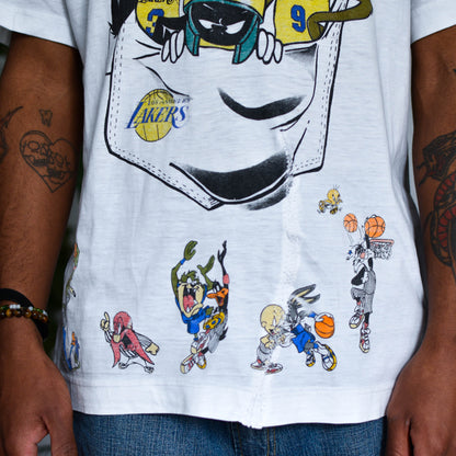 Vintage 90s Los Angeles Lakers x Looney Tunes T-Shirt