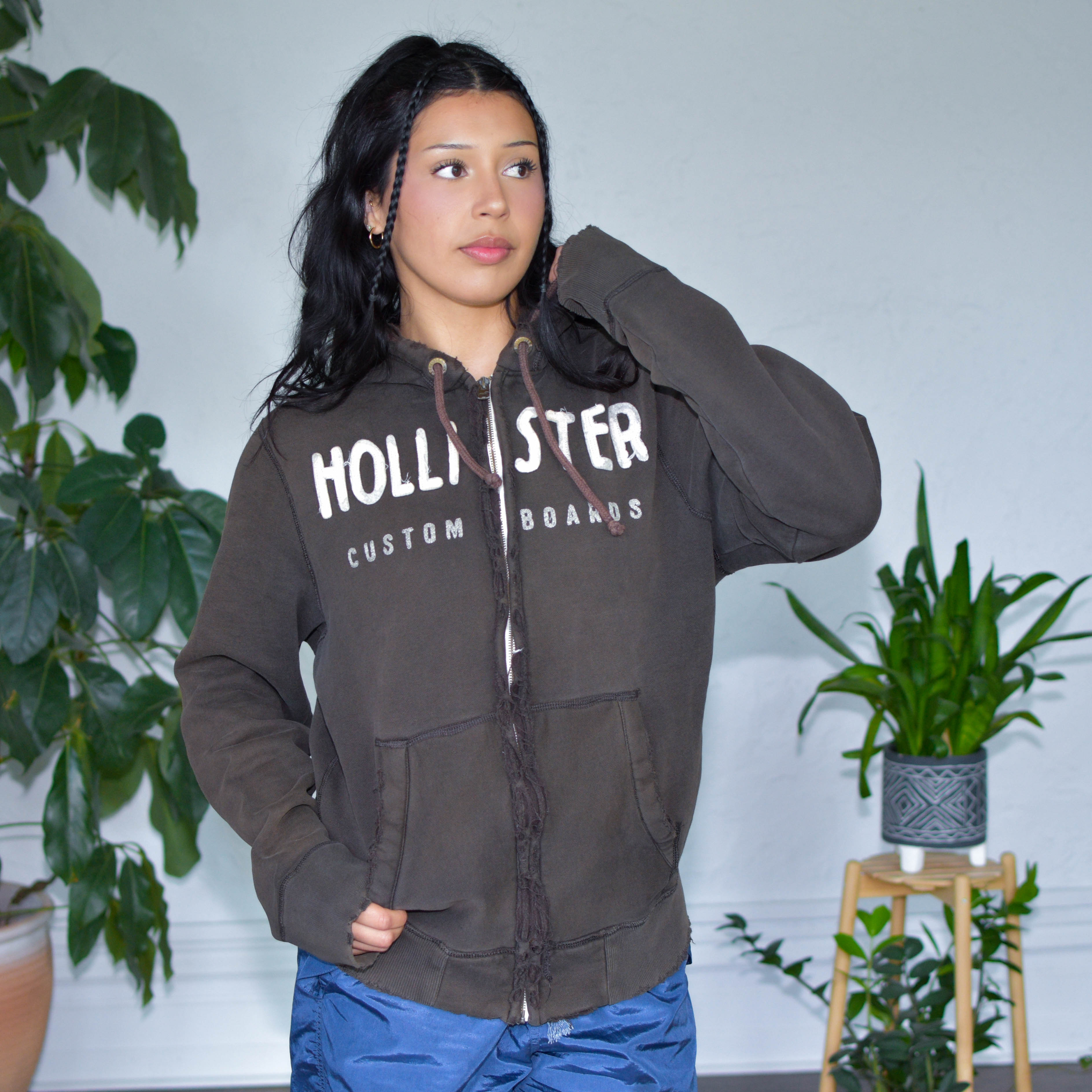 Vintage Distressed Hollister Femme Hoodie