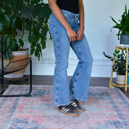 Vintage Y2K Silver Jeans Light Wash Flare Jeans