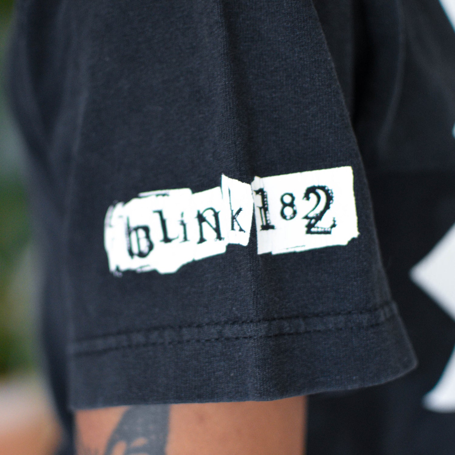 Vintage Y2K Blink-182 T-Shirt