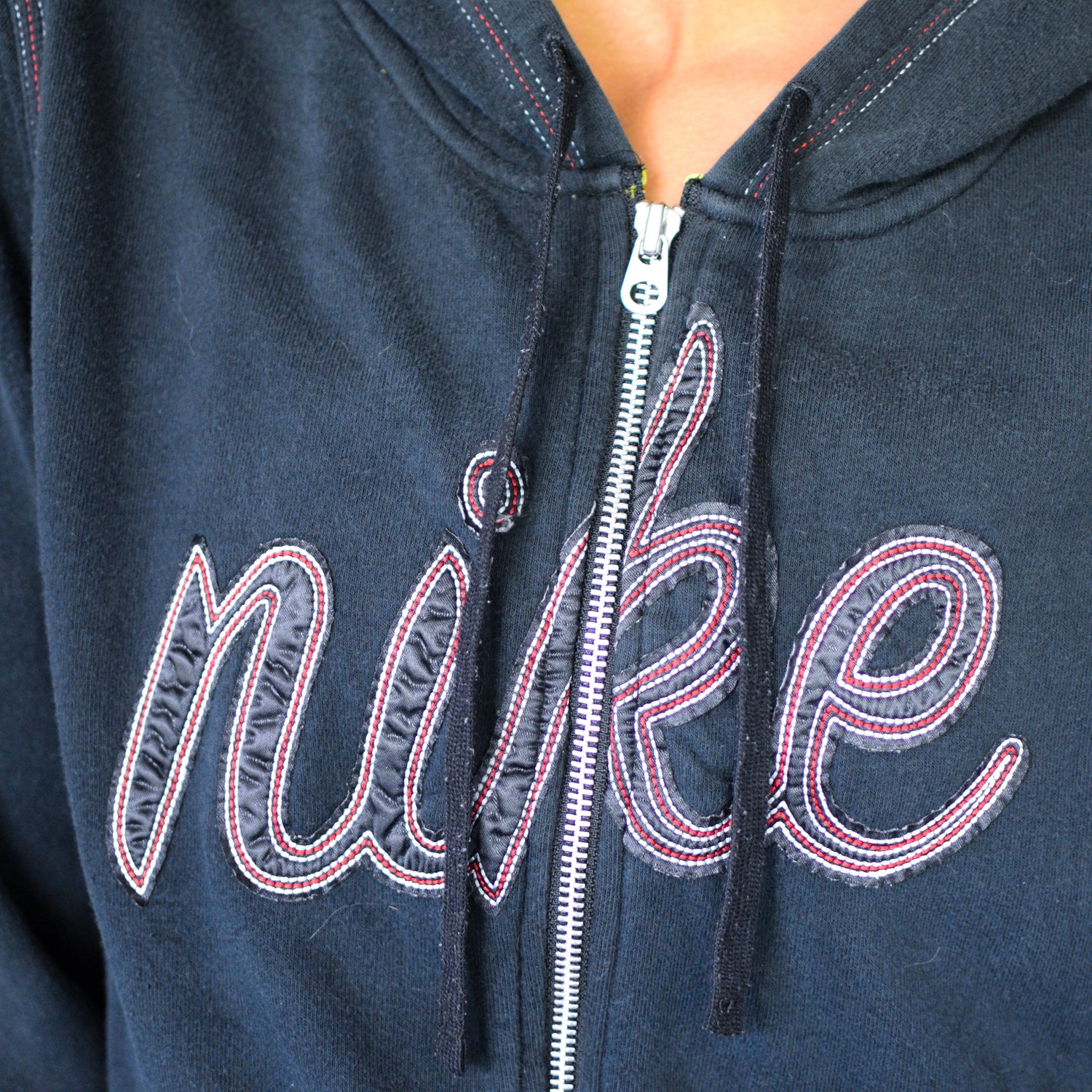 Vintage Y2K Grey Embroidered Nike Hoodie