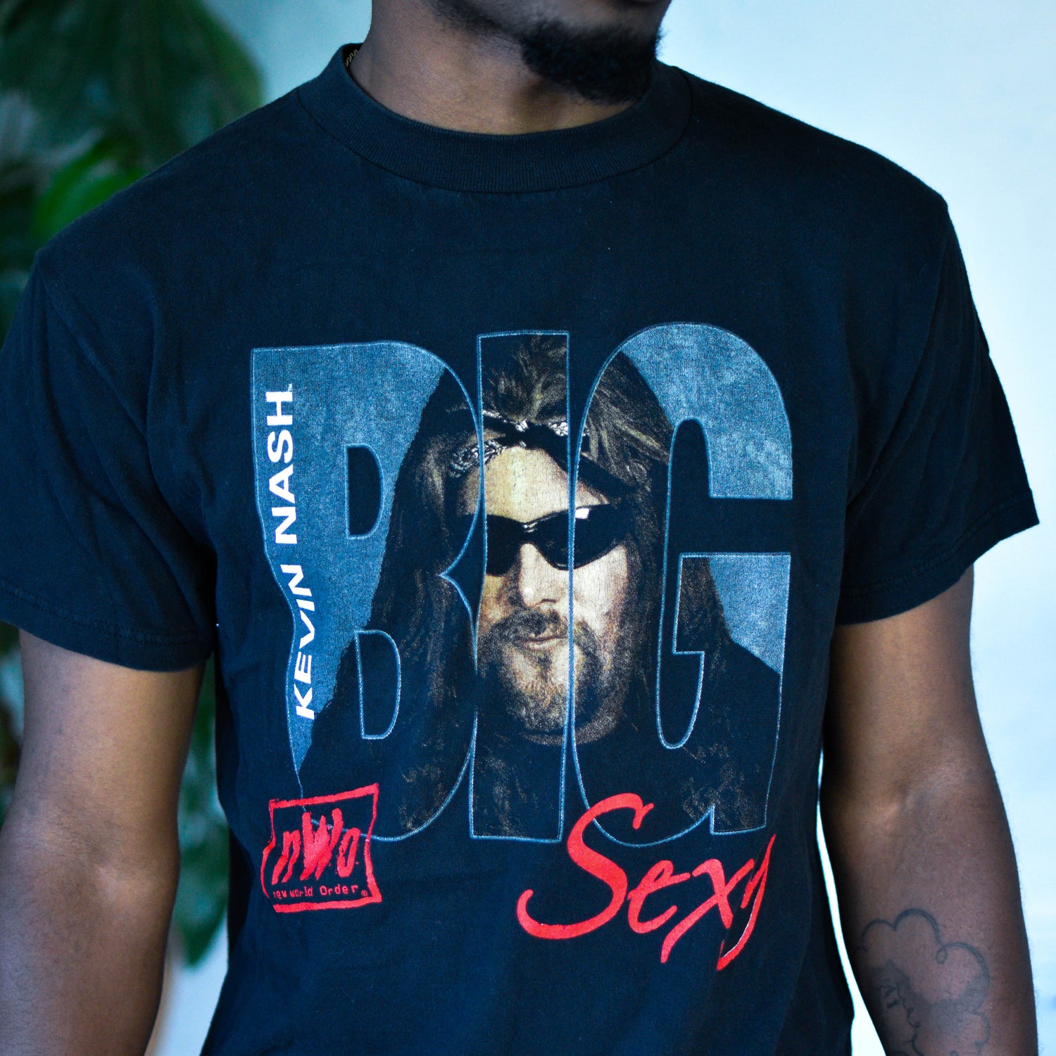 Vintage 1990s WCW nWo Kevin Nash "Big Sexy" graphic t-shirt.