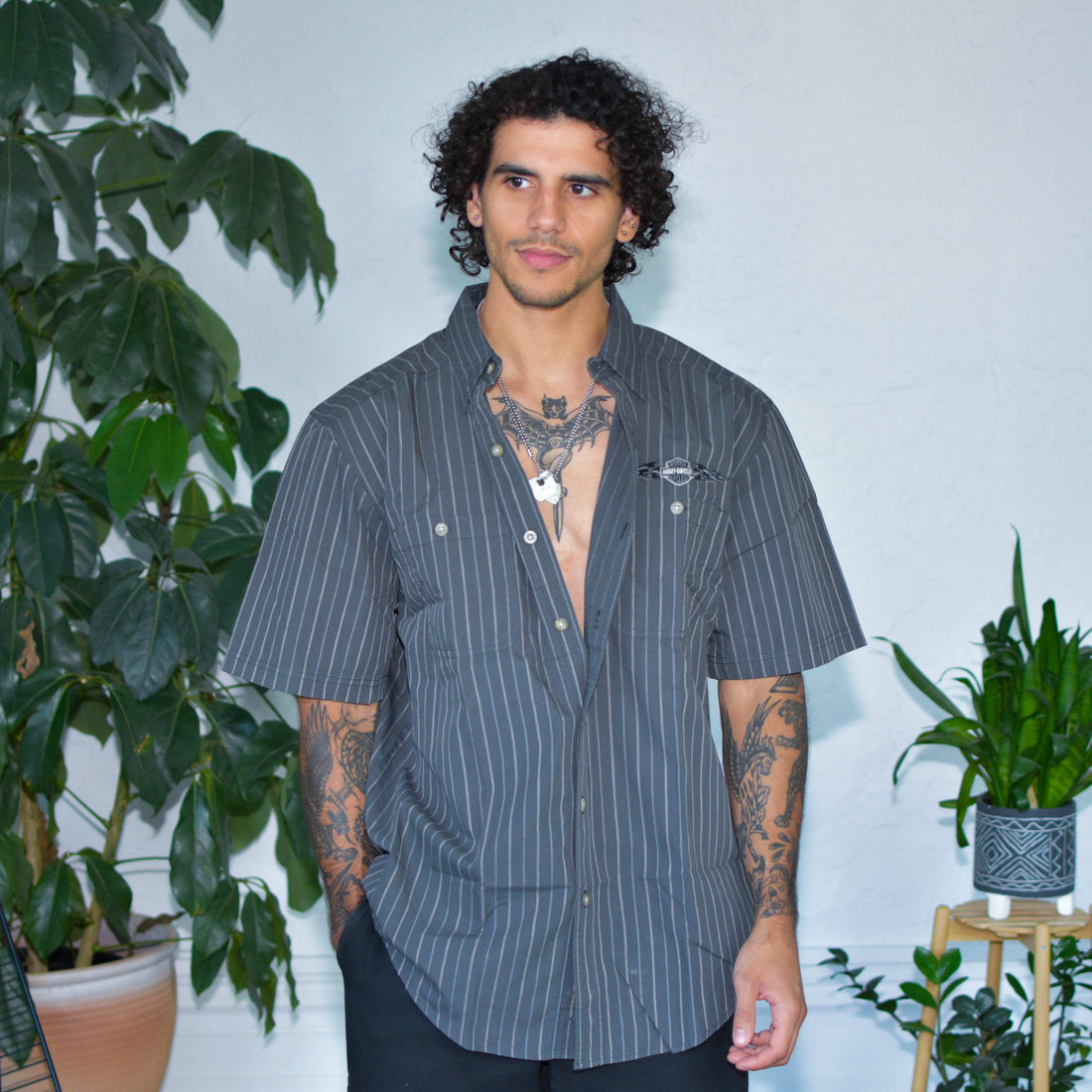 NO PRICE!! Y2K 2010 Harley Davidson Pinstriped Button-up
