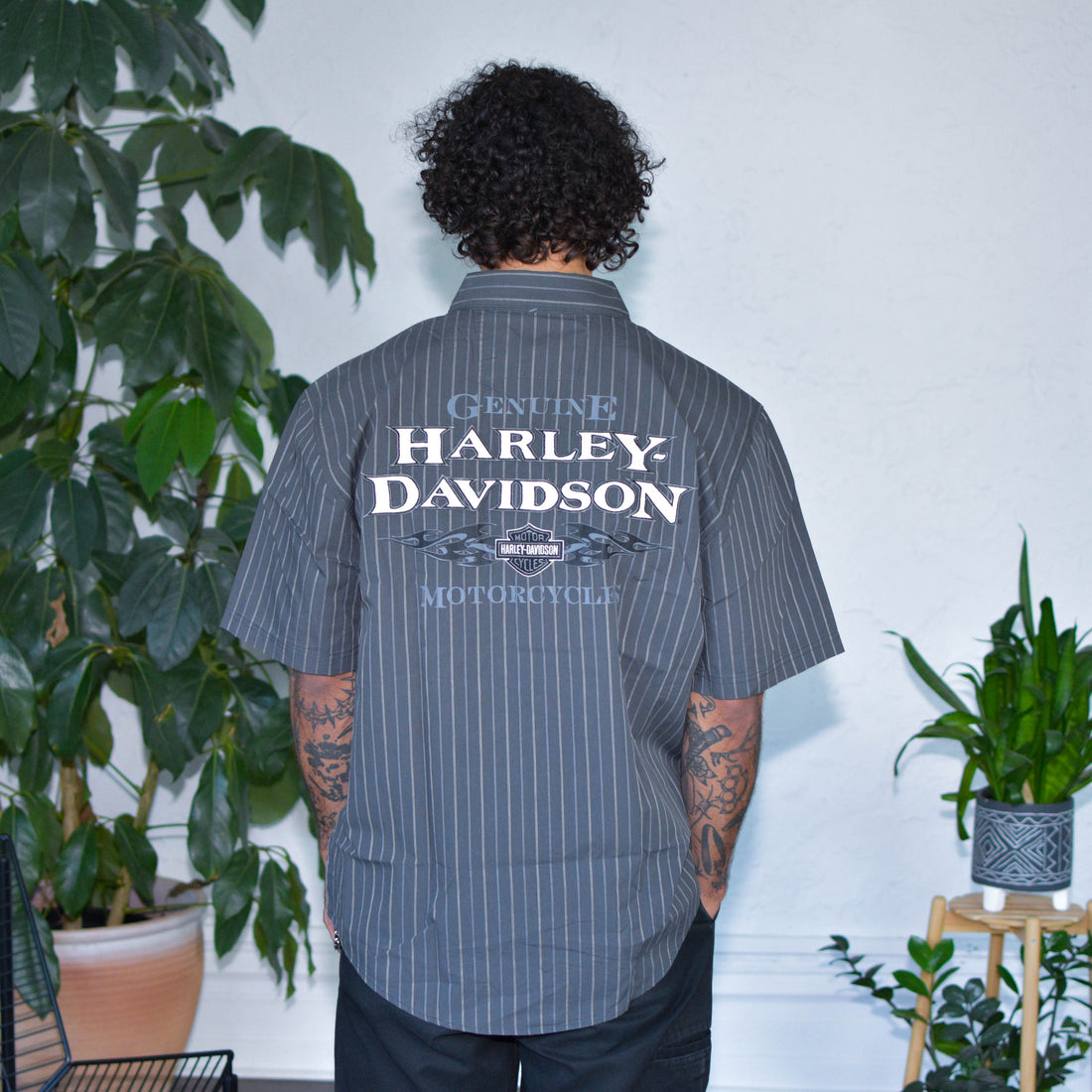 NO PRICE!! Y2K 2010 Harley Davidson Pinstriped Button-up