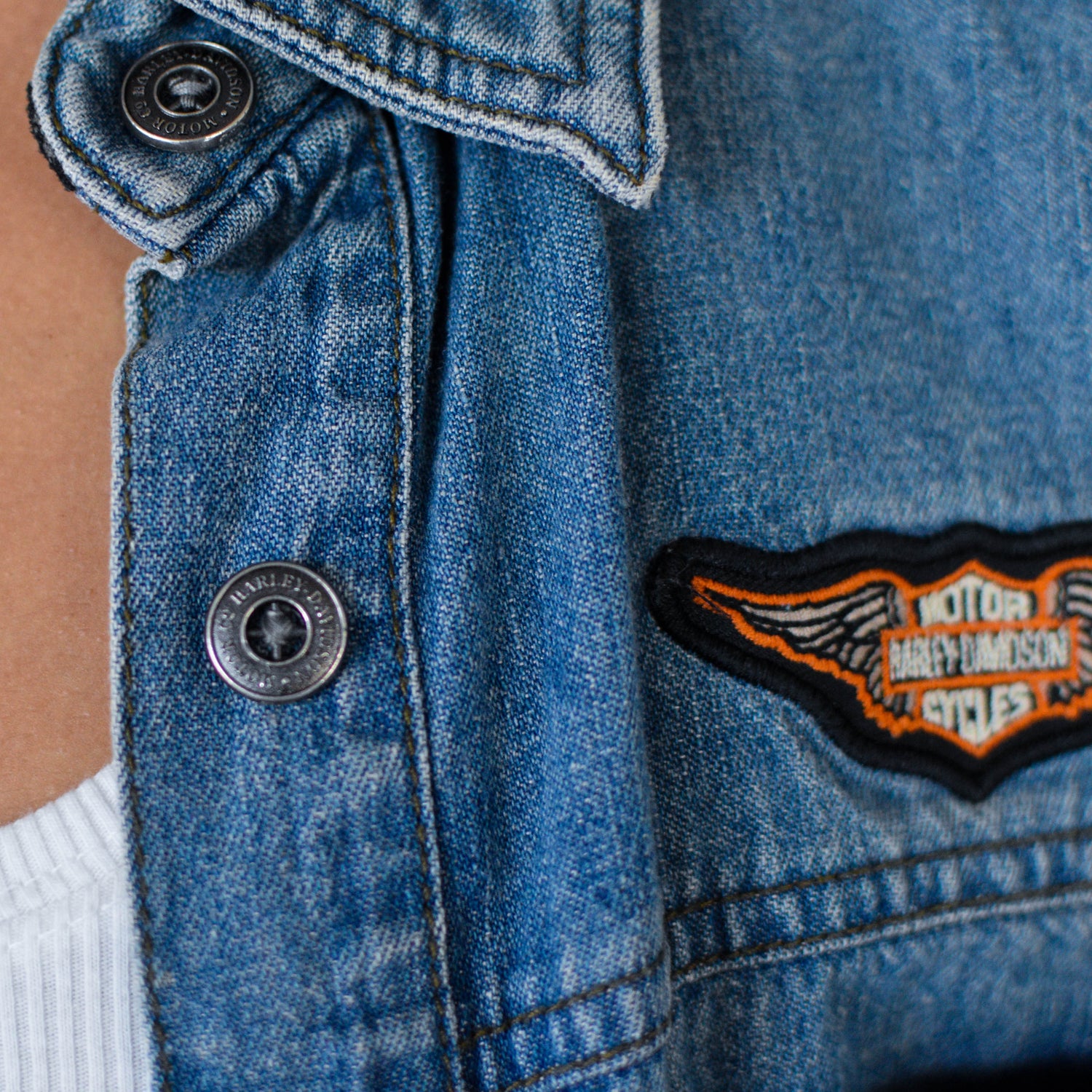 Vintage  2003 Femme Harley Davidson Embroidered Denim Long Sleeve
