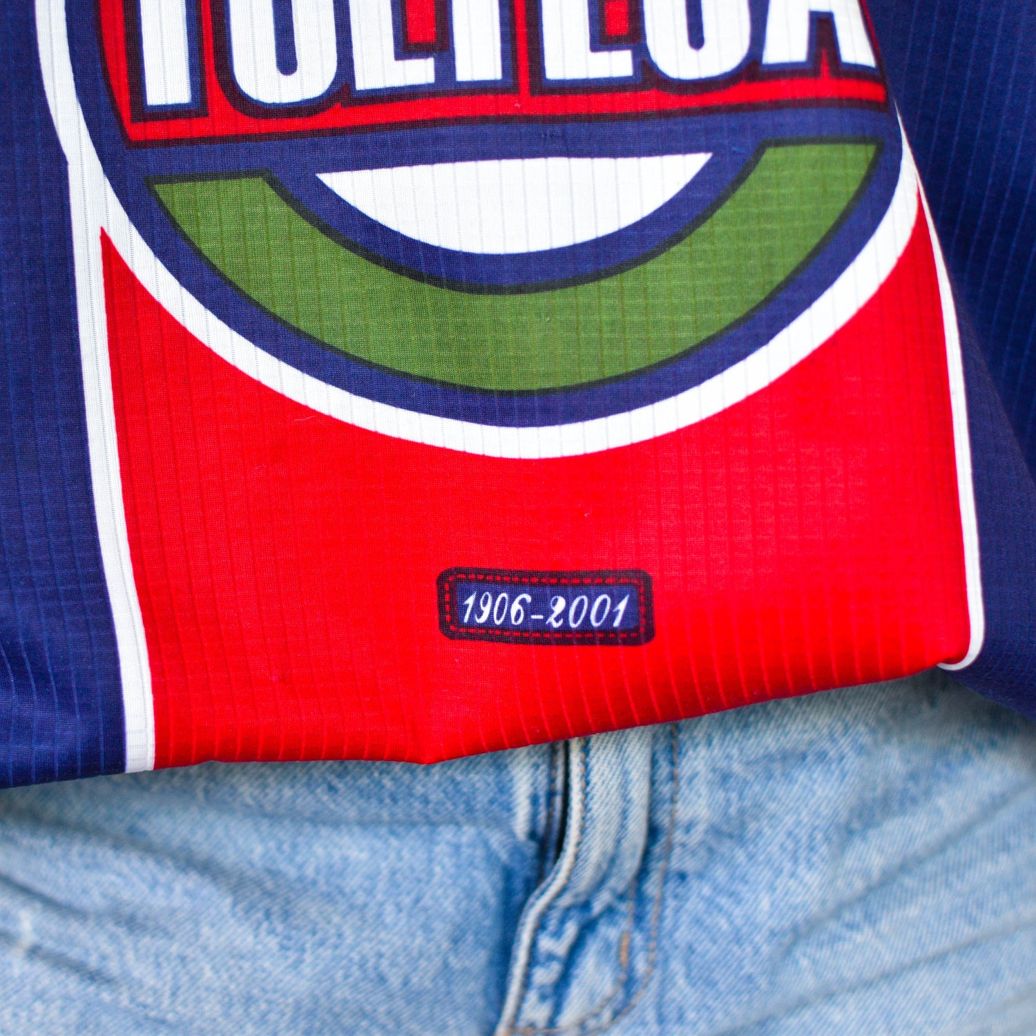 Vintage 2001 Chivas de Guadalajara Replica Alternate Jersey