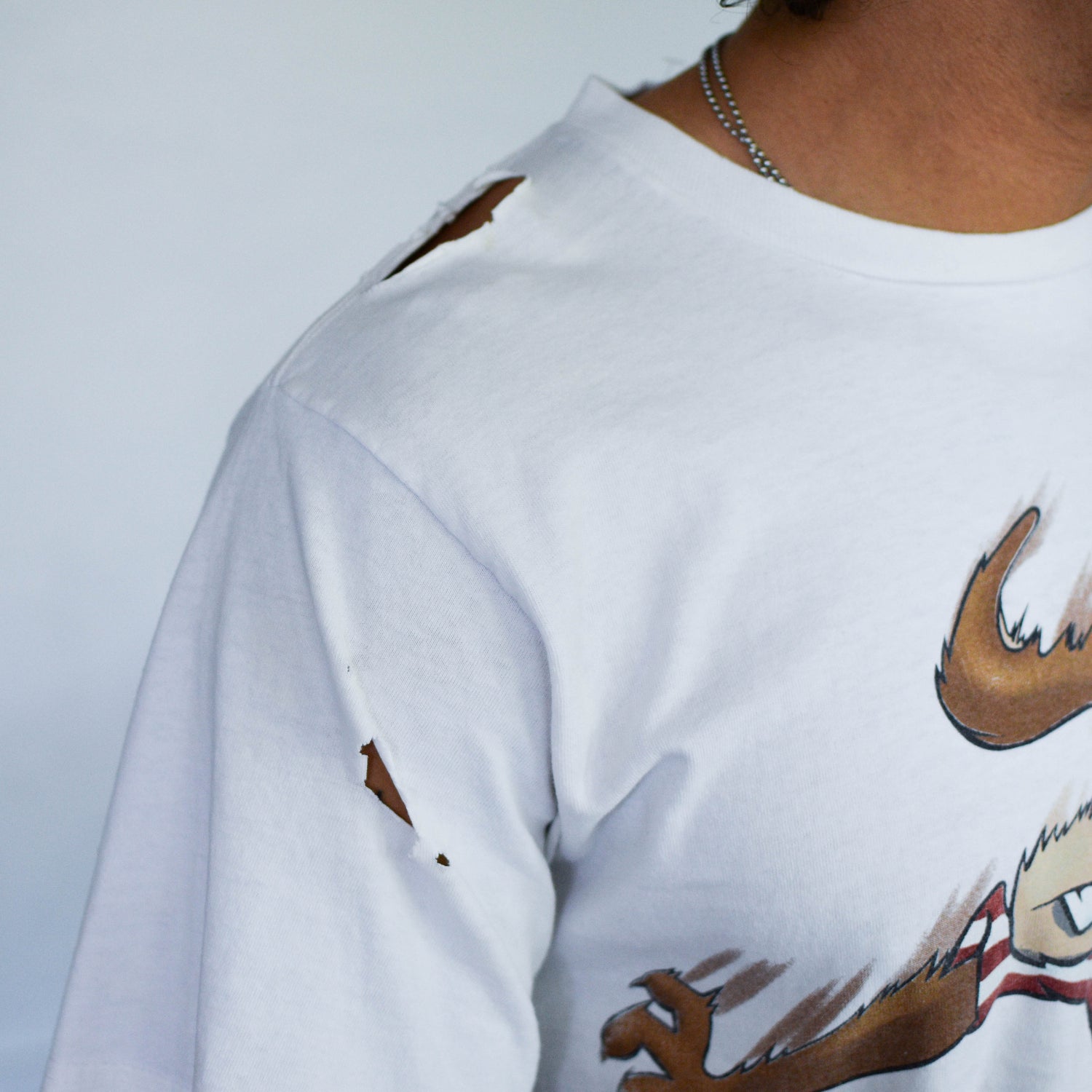 Vintage 1994 Wile E. Coyote Chivas de Guadalajara Graphic T-Shirt