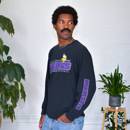 Vintage Minnesota Vikings Long-Sleeve T-Shirt