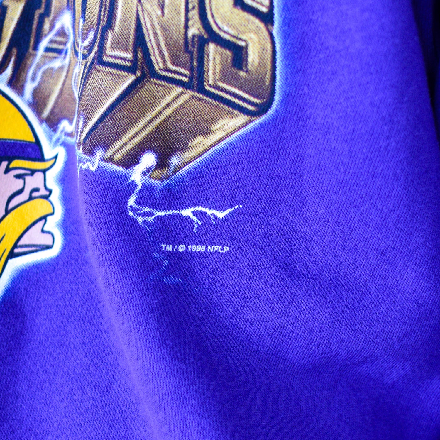Vintage 1998 Minnesota Vikings Lightning Sweatshirt