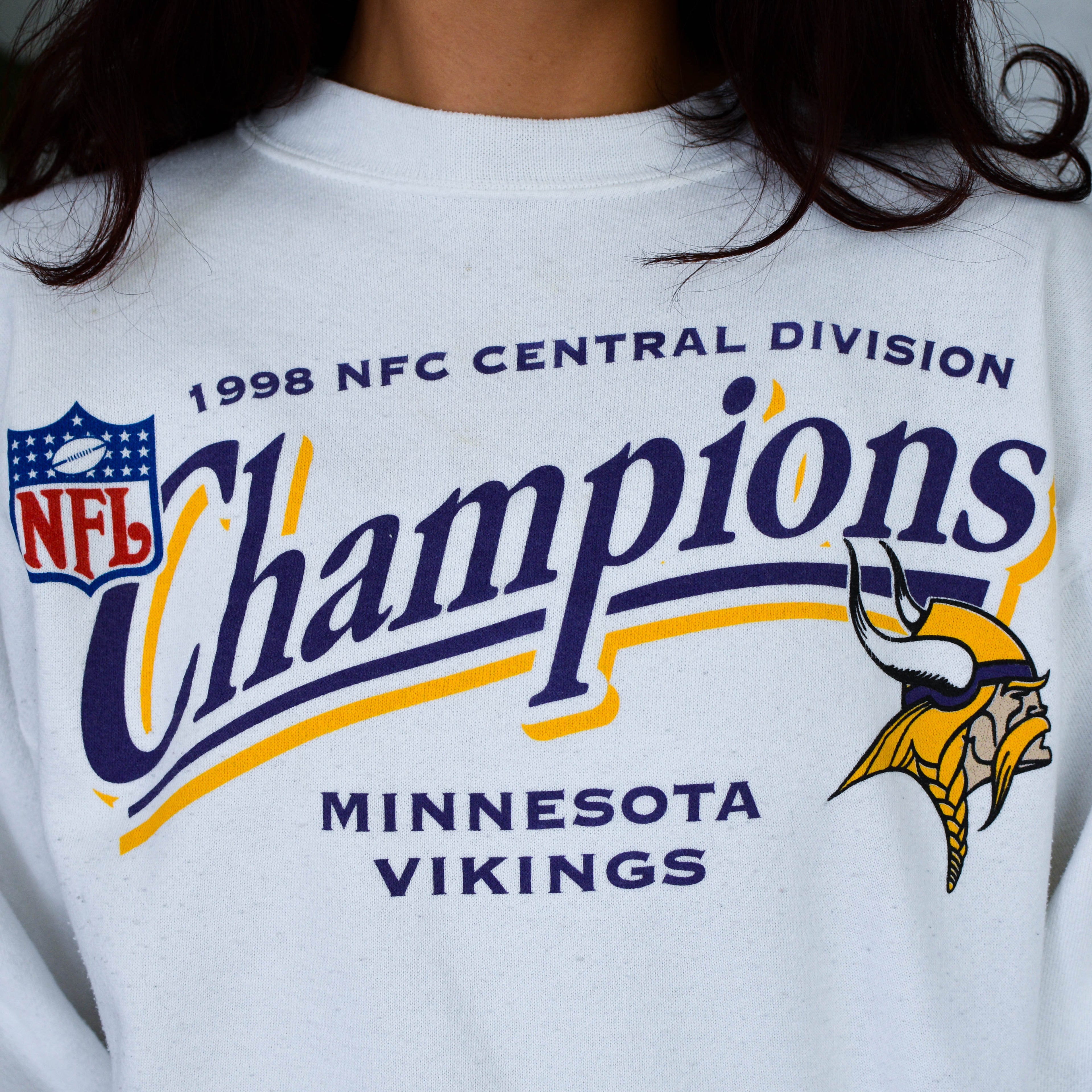 Vintage 1998 Minnesota Vikings Central Division Champions Sweatshirt