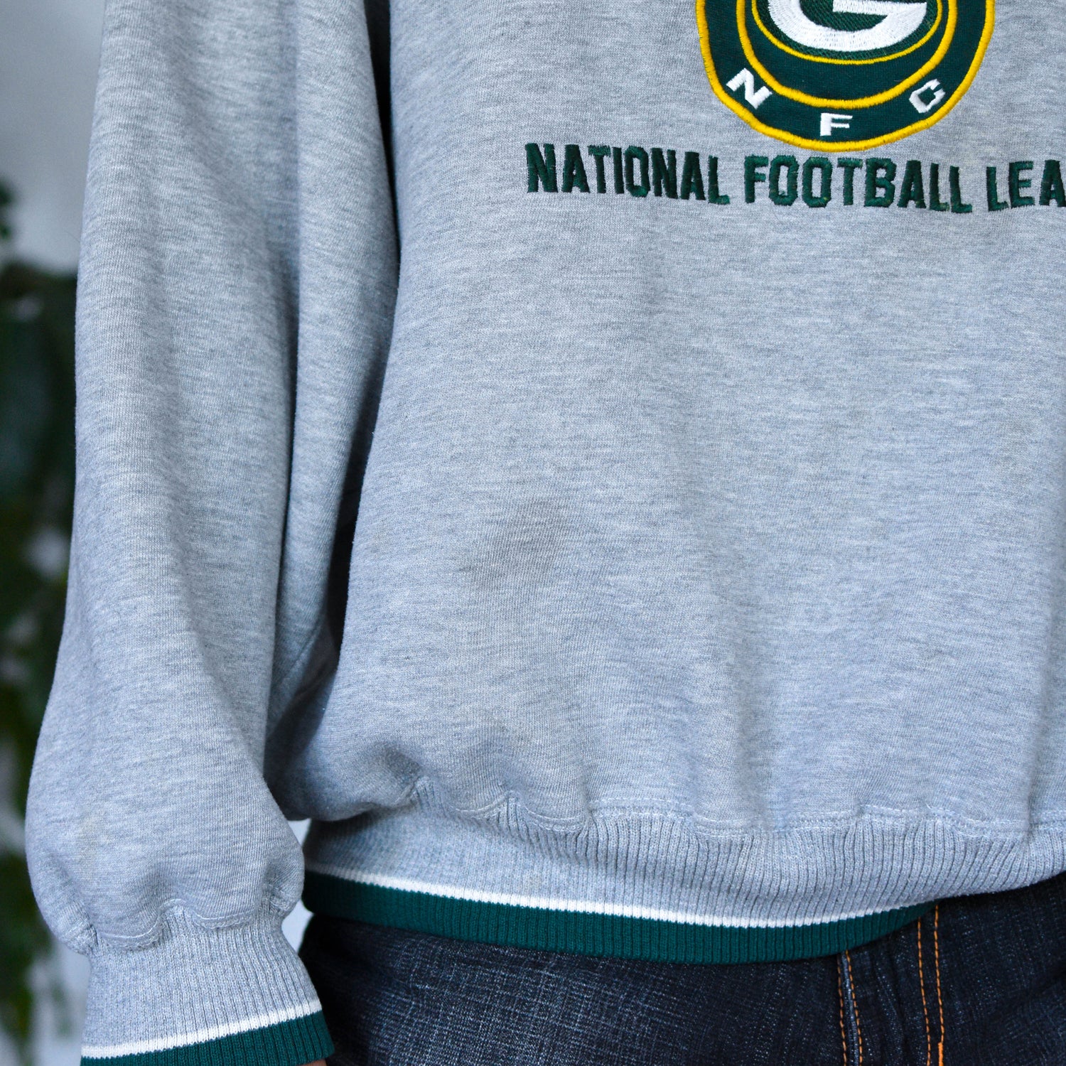 Vintage Green Bay Packers Embroidered Ribbed Sweatshirt