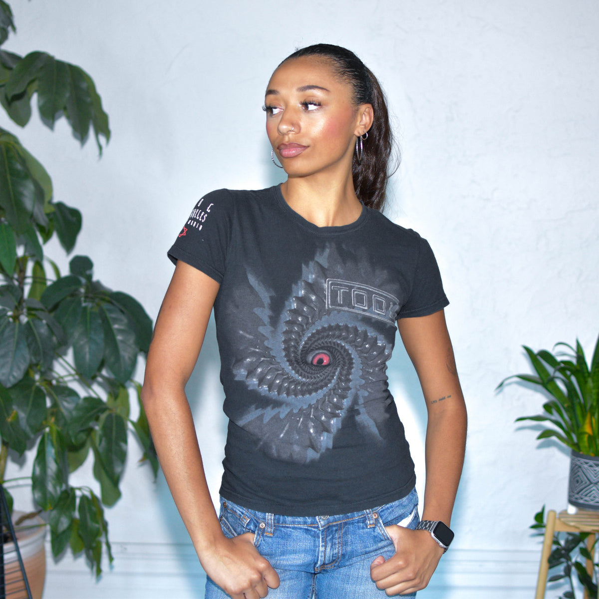 Vintage Femme Tool Tour T-Shirt