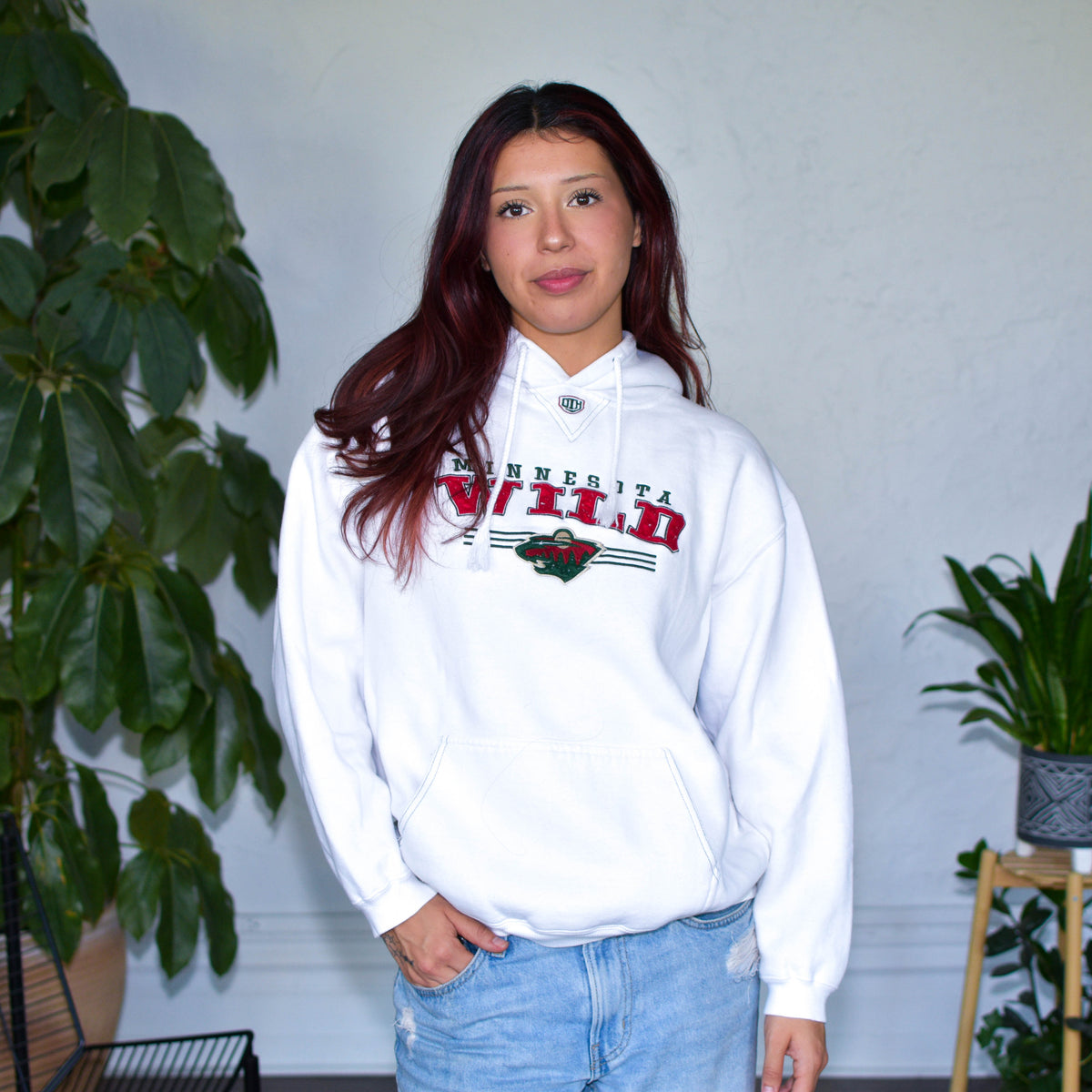 Vintage Minnesota Wild White Embroidered Hooded Sweatshirt