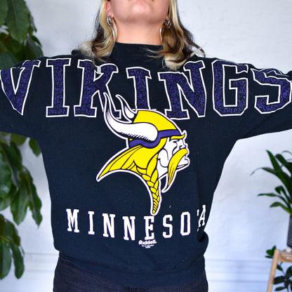 Vintage 1995 Minnesota Vikings Black Spell-Out Sweatshirt