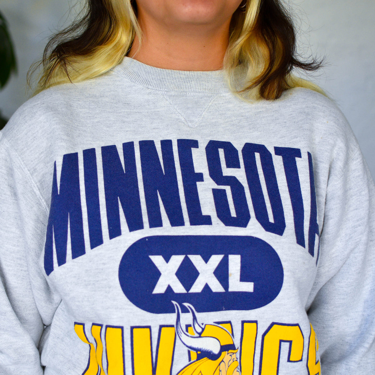 Vintage Minnesota Vikings Heavyweight Gray Sweatshirt